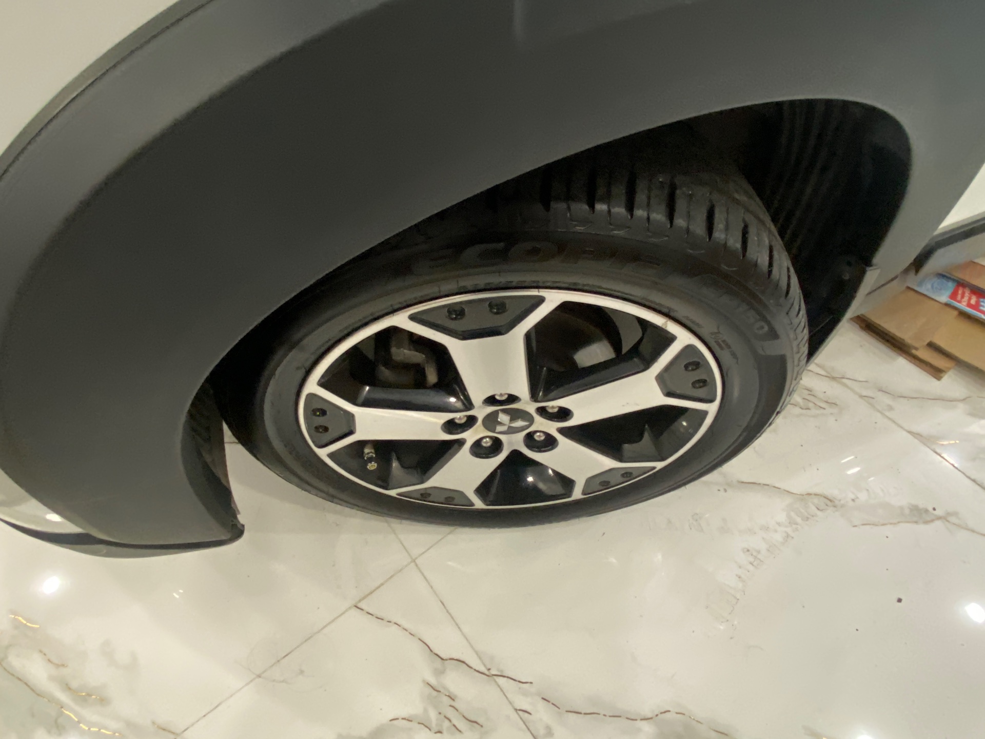 Mitsubishi Xpander Cross 1.5 AT 2020 - Ngoại thất 4