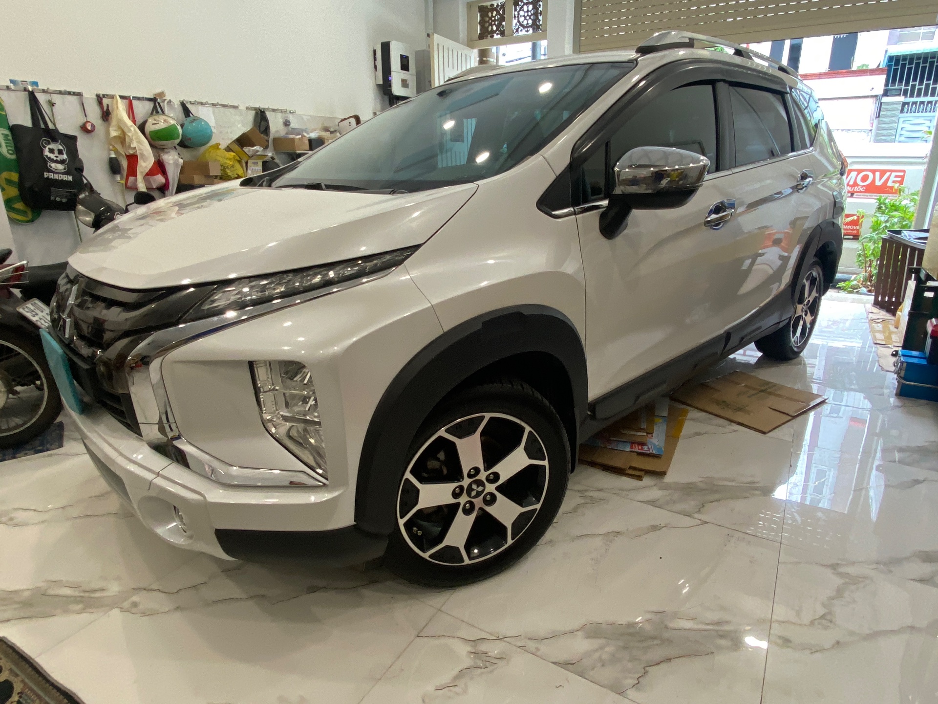 Mitsubishi Xpander Cross 1.5 AT 2020 - Ngoại thất 3