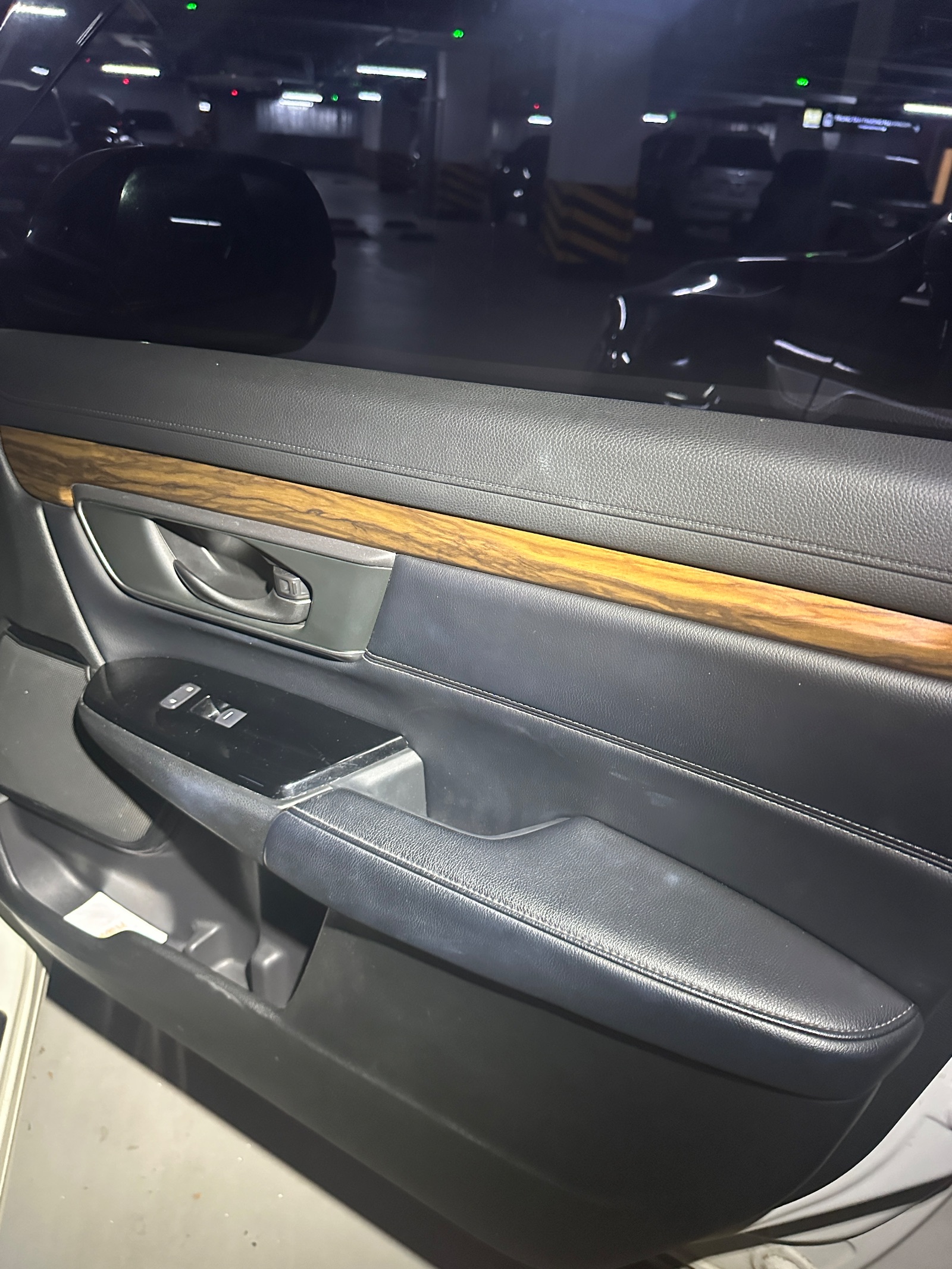 Honda CRV 2.4 AT - TG 2017 - Ngoại thất 20