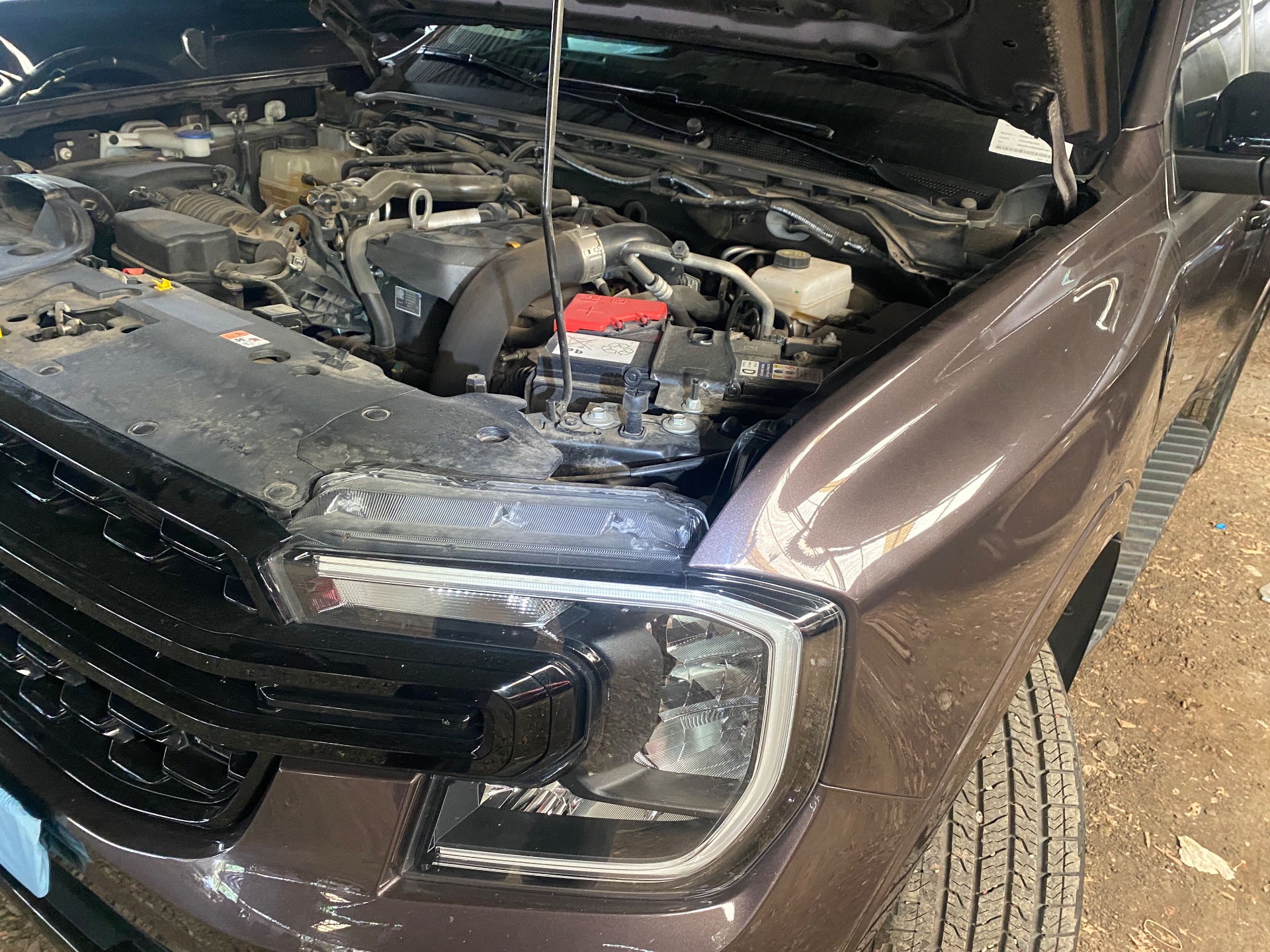 Ford Everest Sport 2.0L 4x2 AT 2023 - Ngoại thất 14