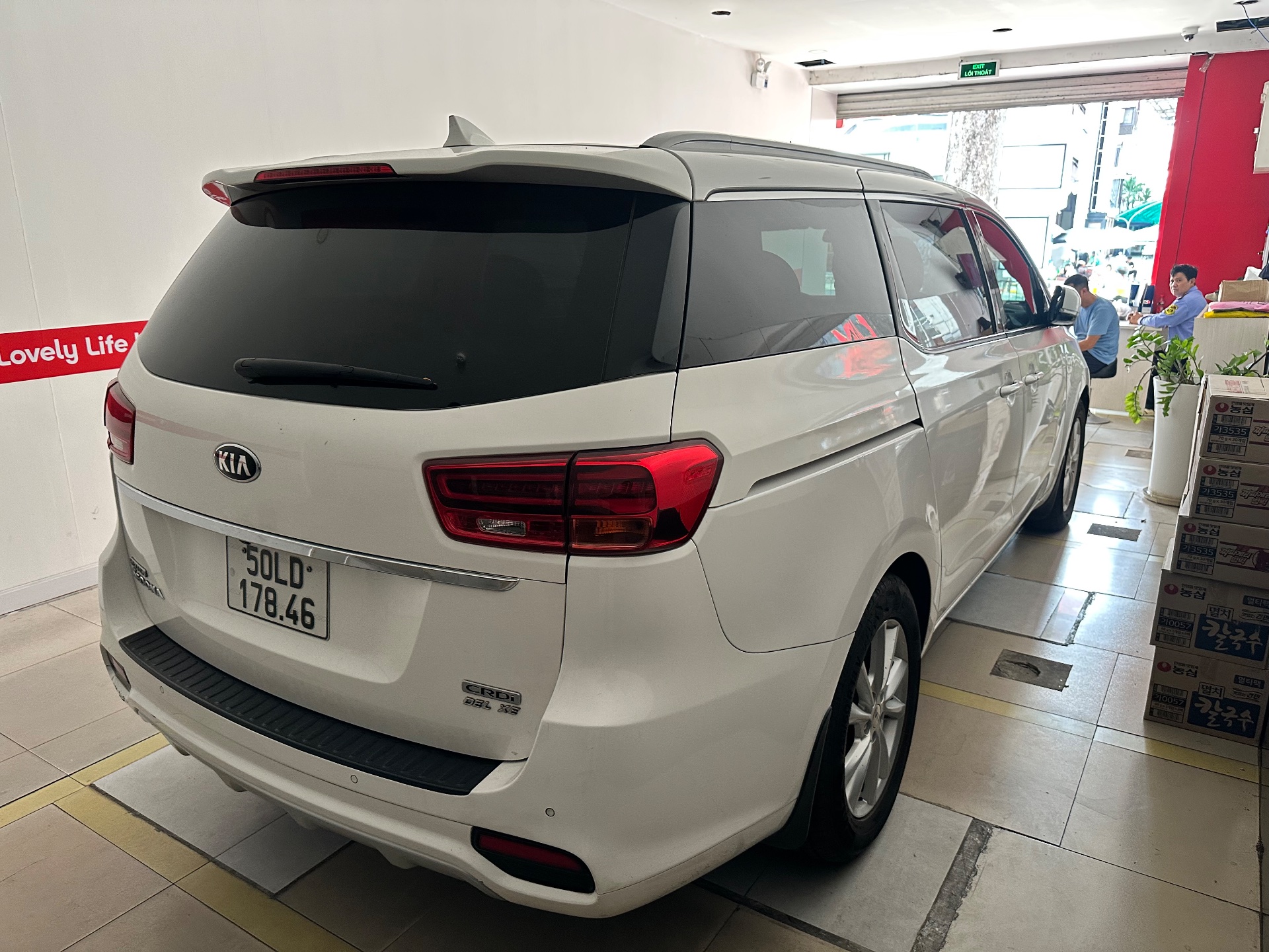 Kia Sedona 2.2 DAT Deluxe 2021 - Ngoại thất 6