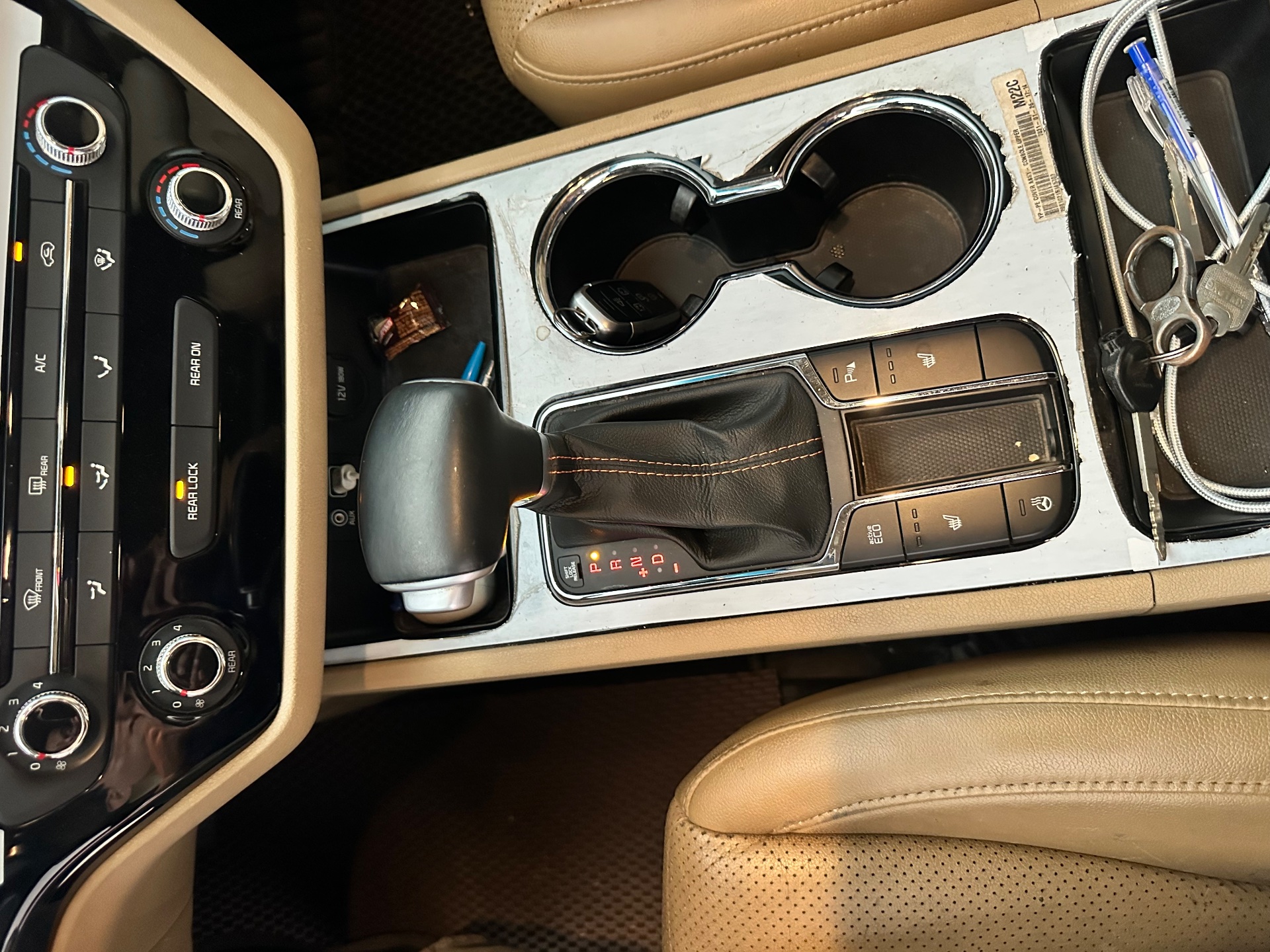 Kia Sedona 2.2 DAT Deluxe 2021 - Ngoại thất 9