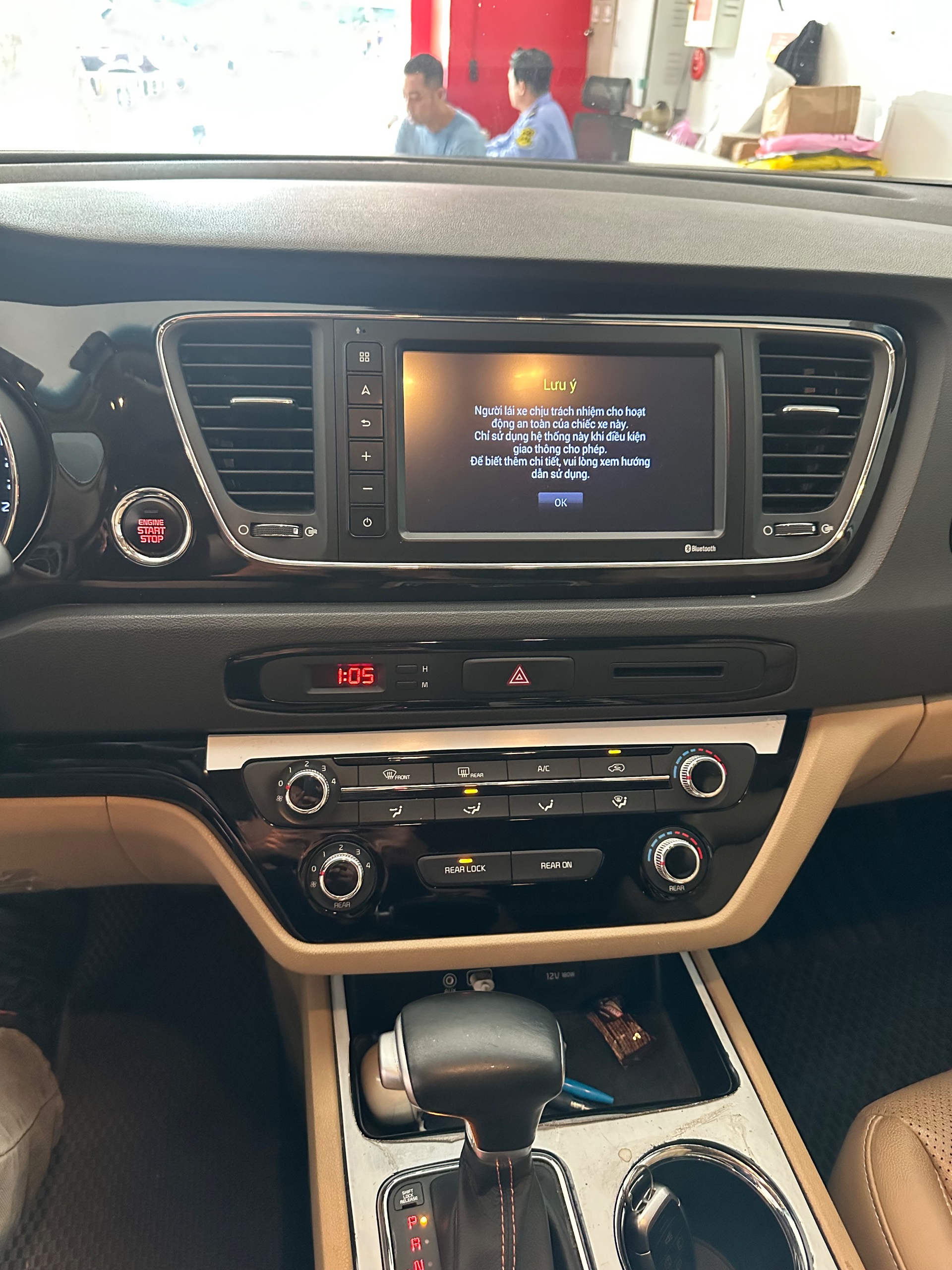 Kia Sedona 2.2 DAT Deluxe 2021 - Ngoại thất 10