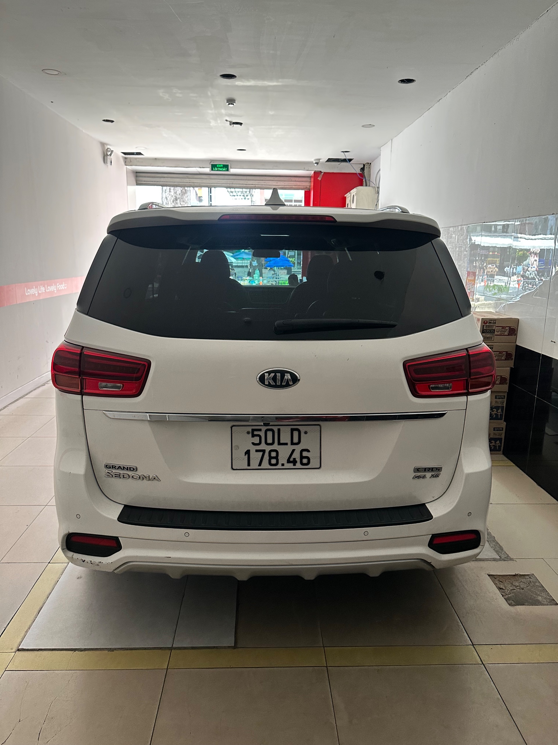 Kia Sedona 2.2 DAT Deluxe 2021 - Ngoại thất 4