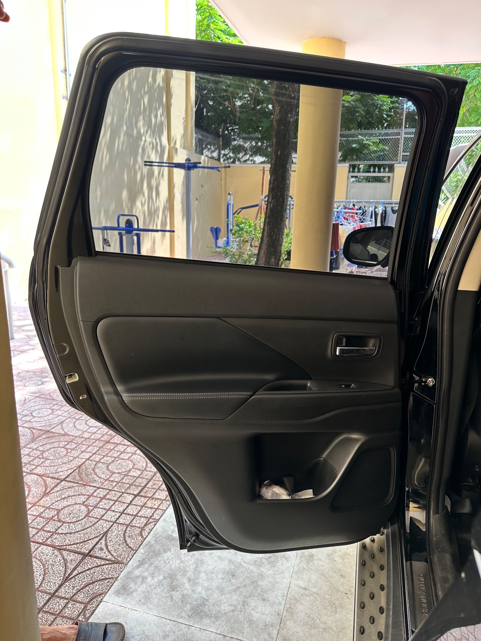 Mitsubishi Outlander 2.0 CVT Premium 2020 - Ngoại thất 24