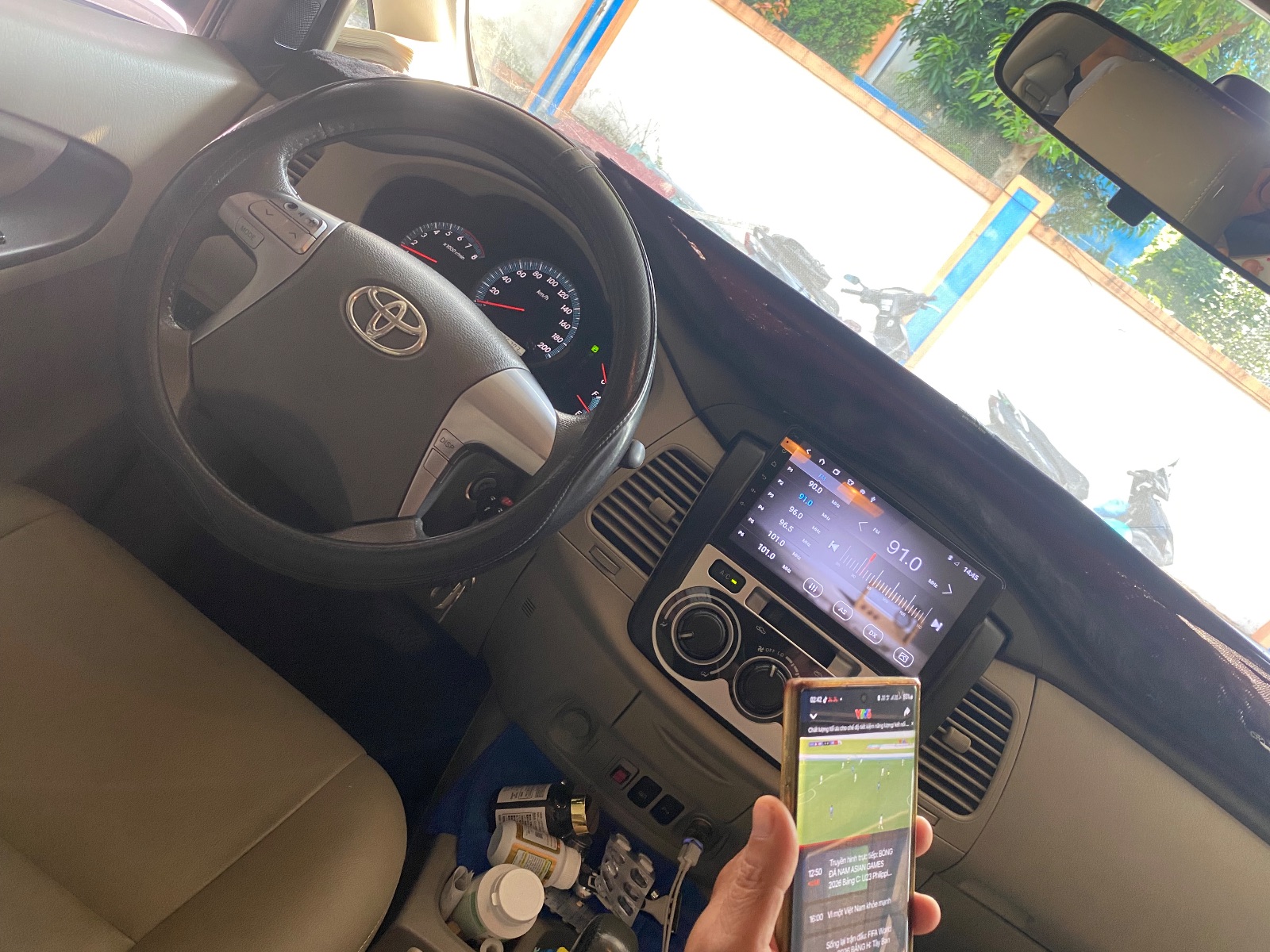 Toyota Innova G 2015 - Ngoại thất 11