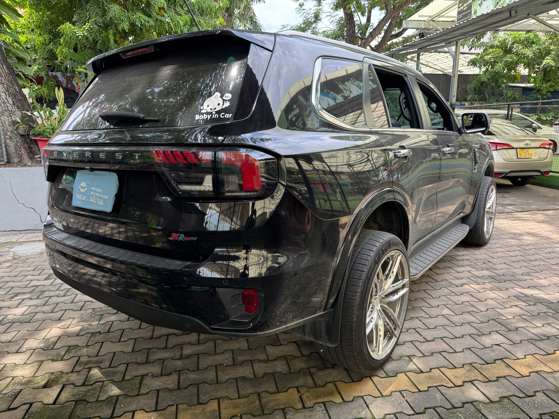 Ford Everest Titanium 2.0L 4x2 AT 2023 - Ngoại thất 3