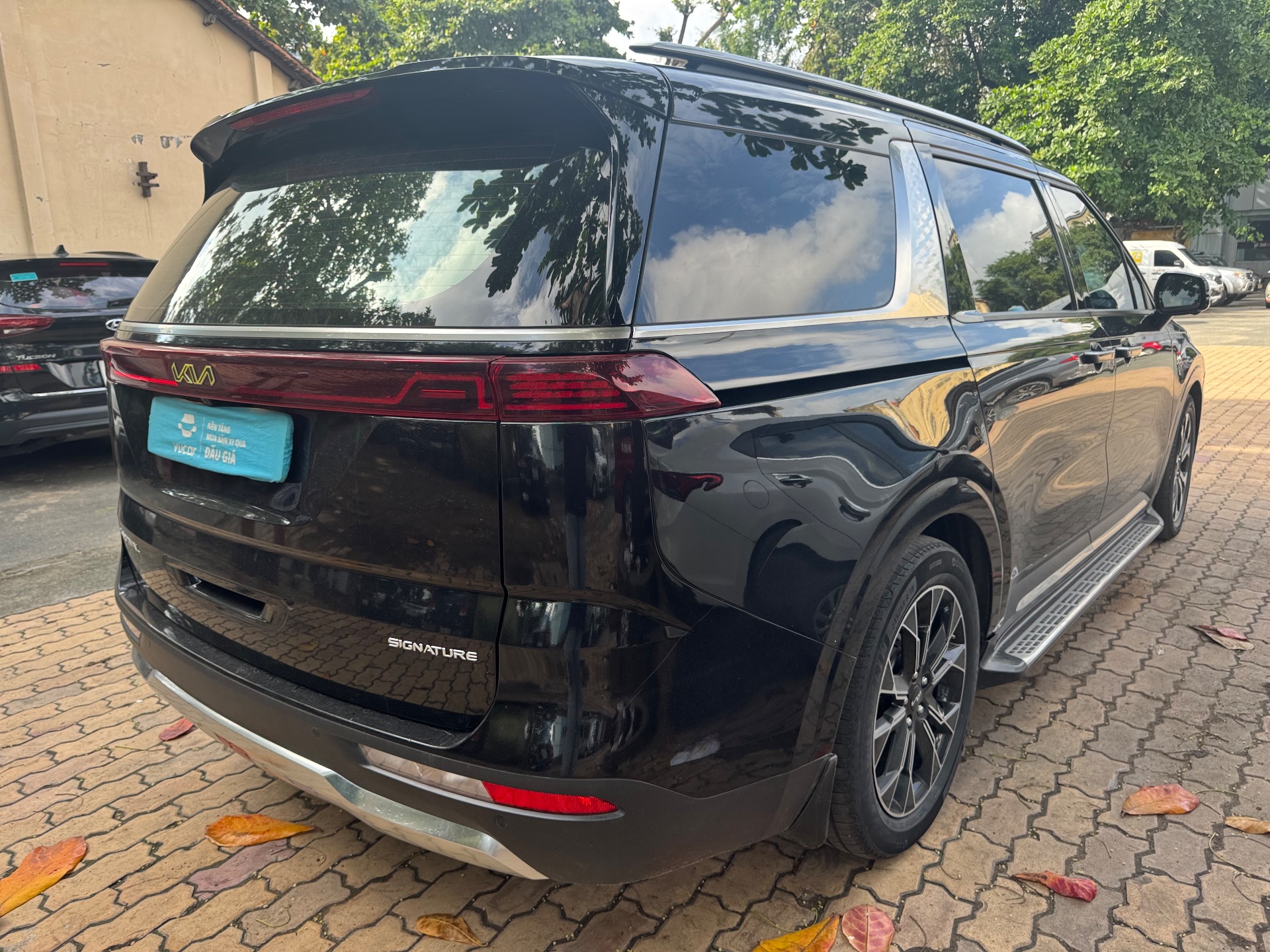 Kia Carnival Signature 2.2D 2023 - Ngoại thất 21