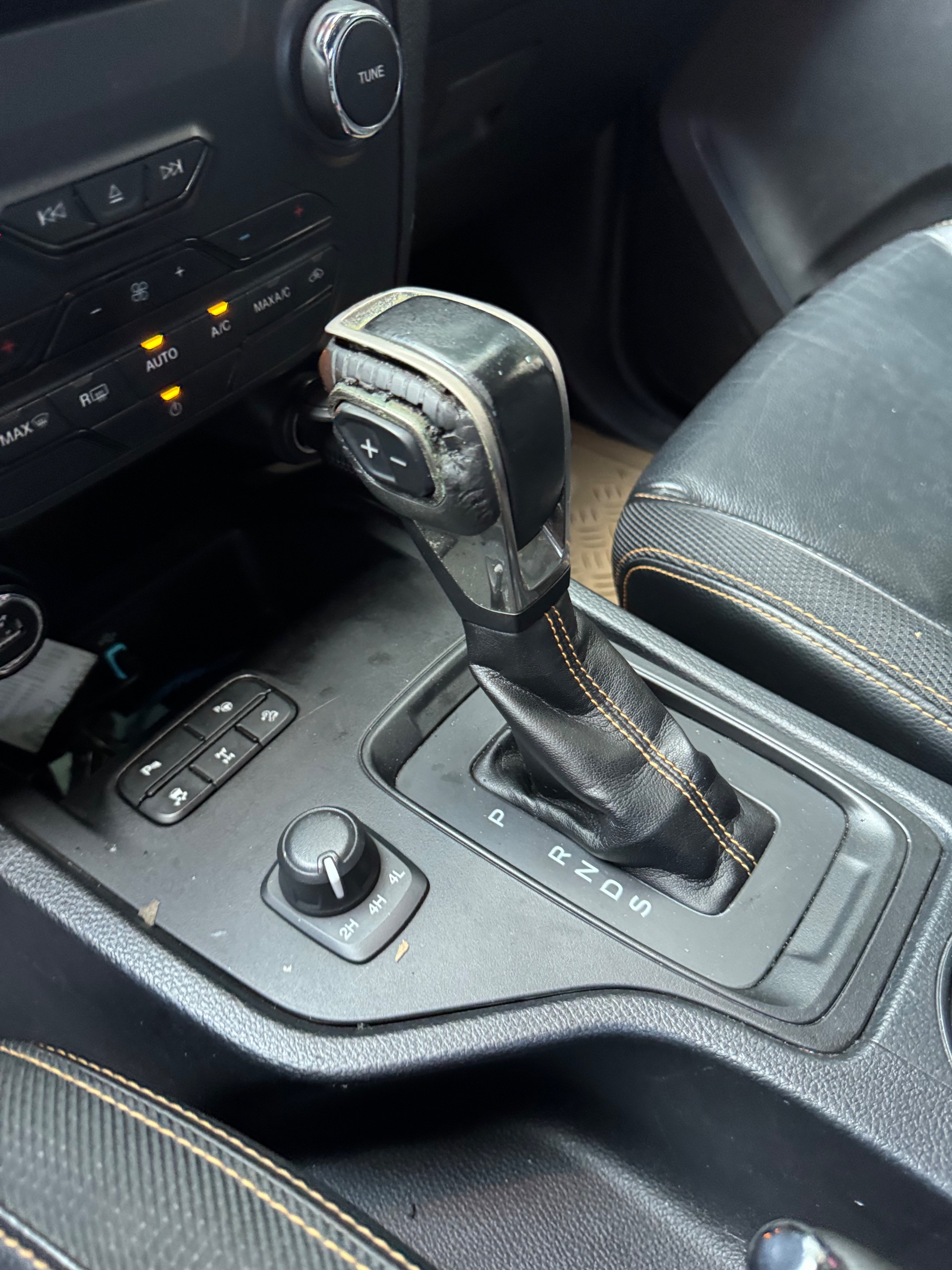 Ford Ranger Wildtrak 2.0L 4x4 AT 2018 - Ngoại thất 23