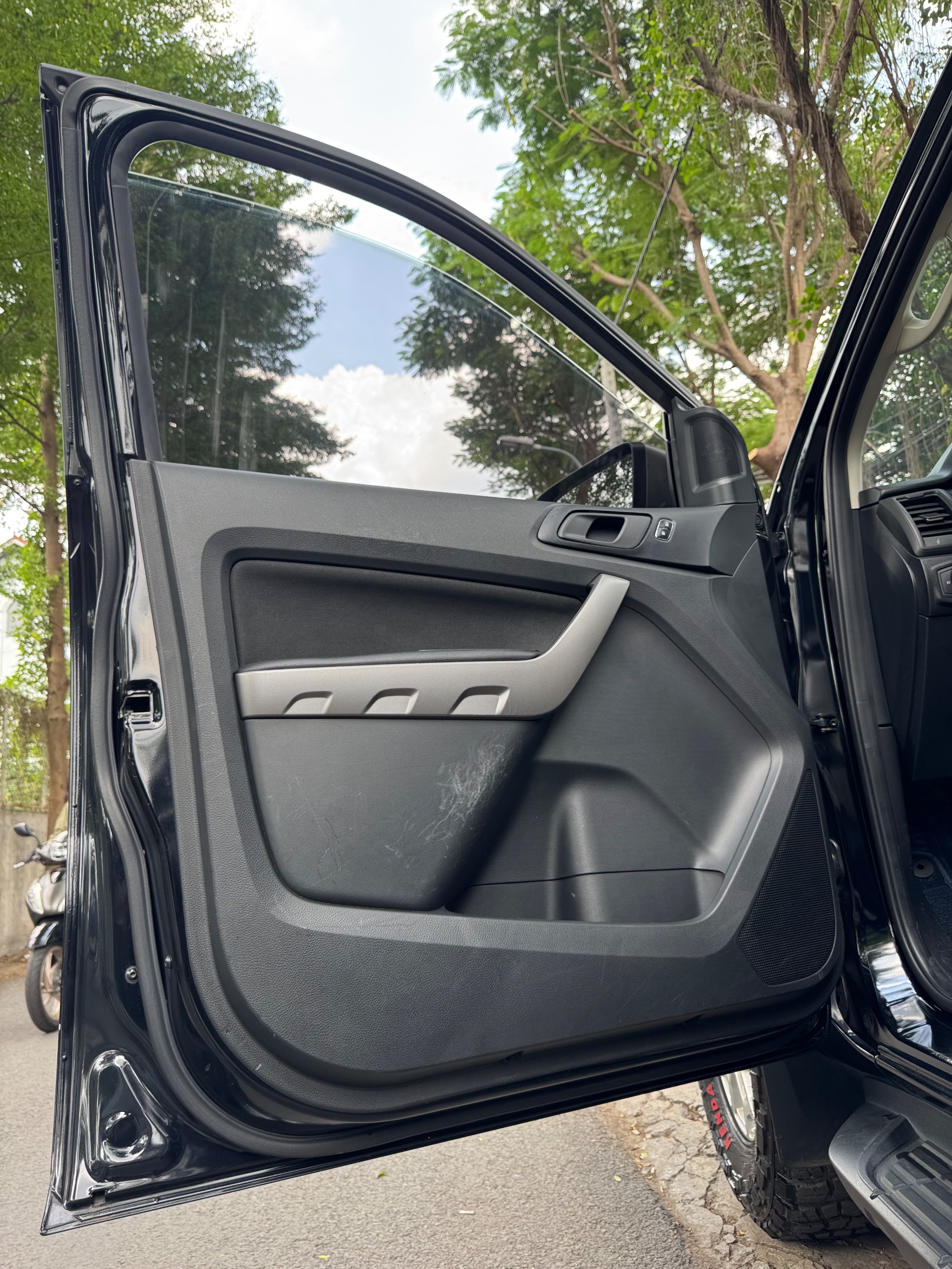 Ford Ranger XLS 2.2L 4x2 AT 2021 - Ngoại thất 17