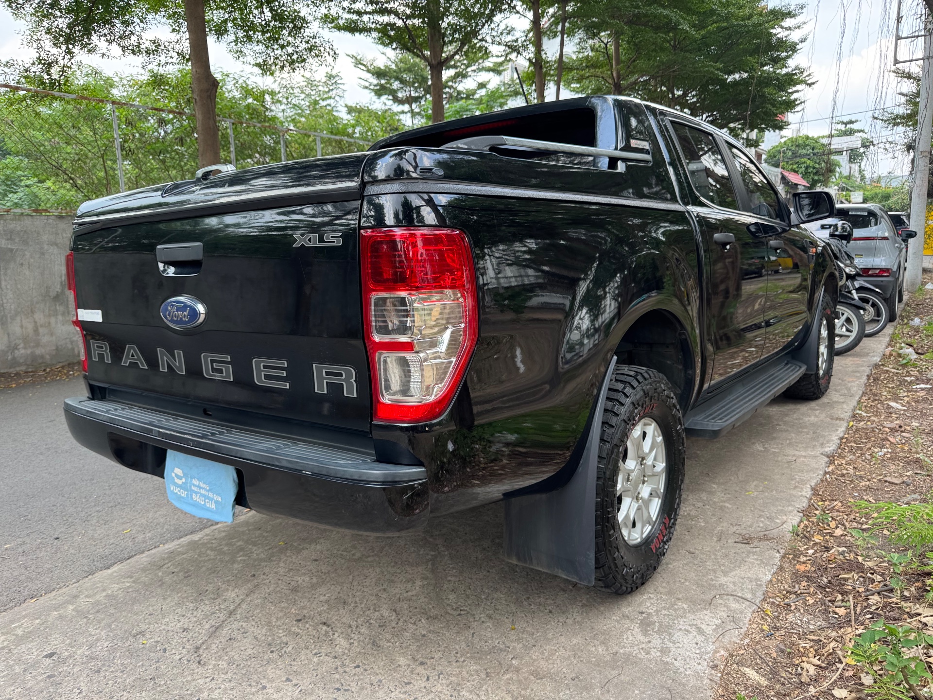 Ford Ranger XLS 2.2L 4x2 AT 2021 - Ngoại thất 24