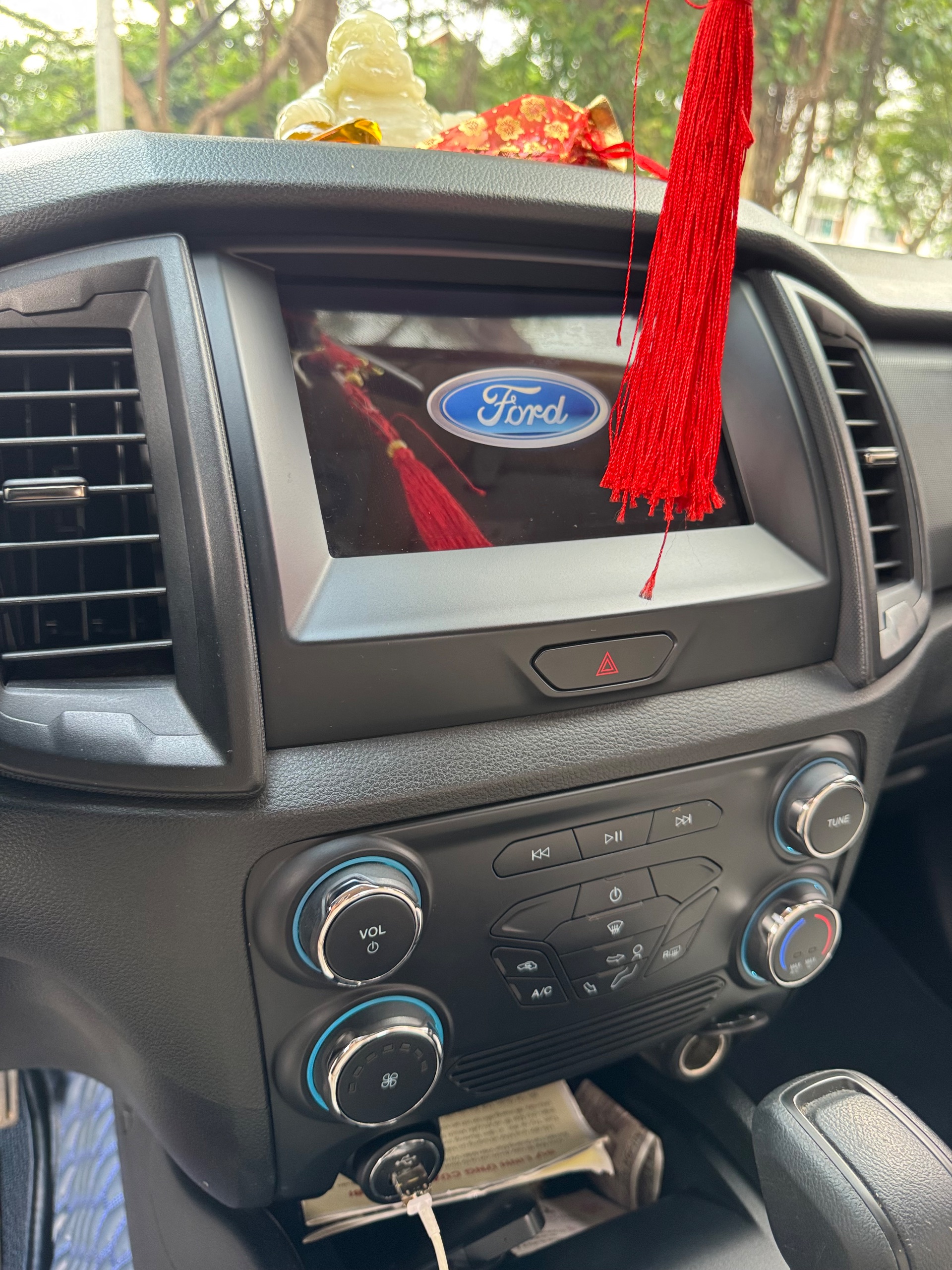 Ford Ranger XLS 2.2L 4x2 AT 2021 - Ngoại thất 11