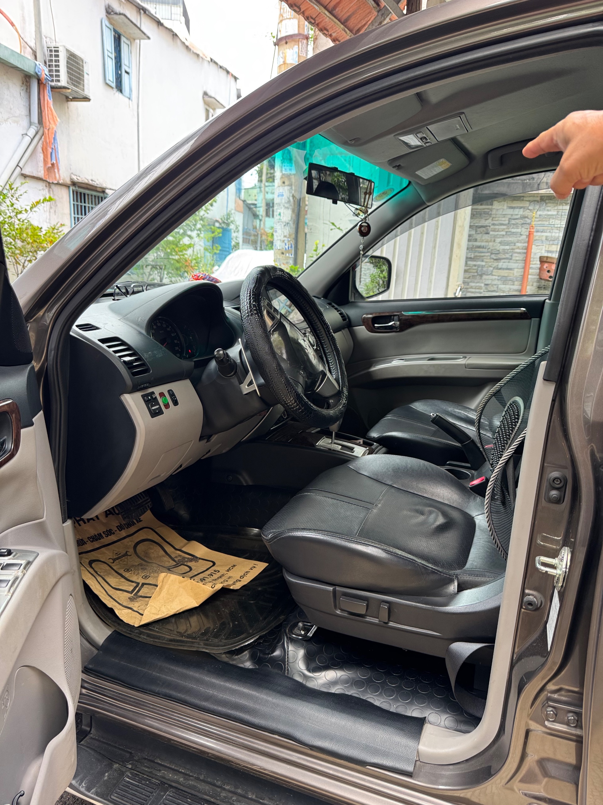 Mitsubishi Pajero Sport D 4x2 AT 2013 - Ngoại thất 5