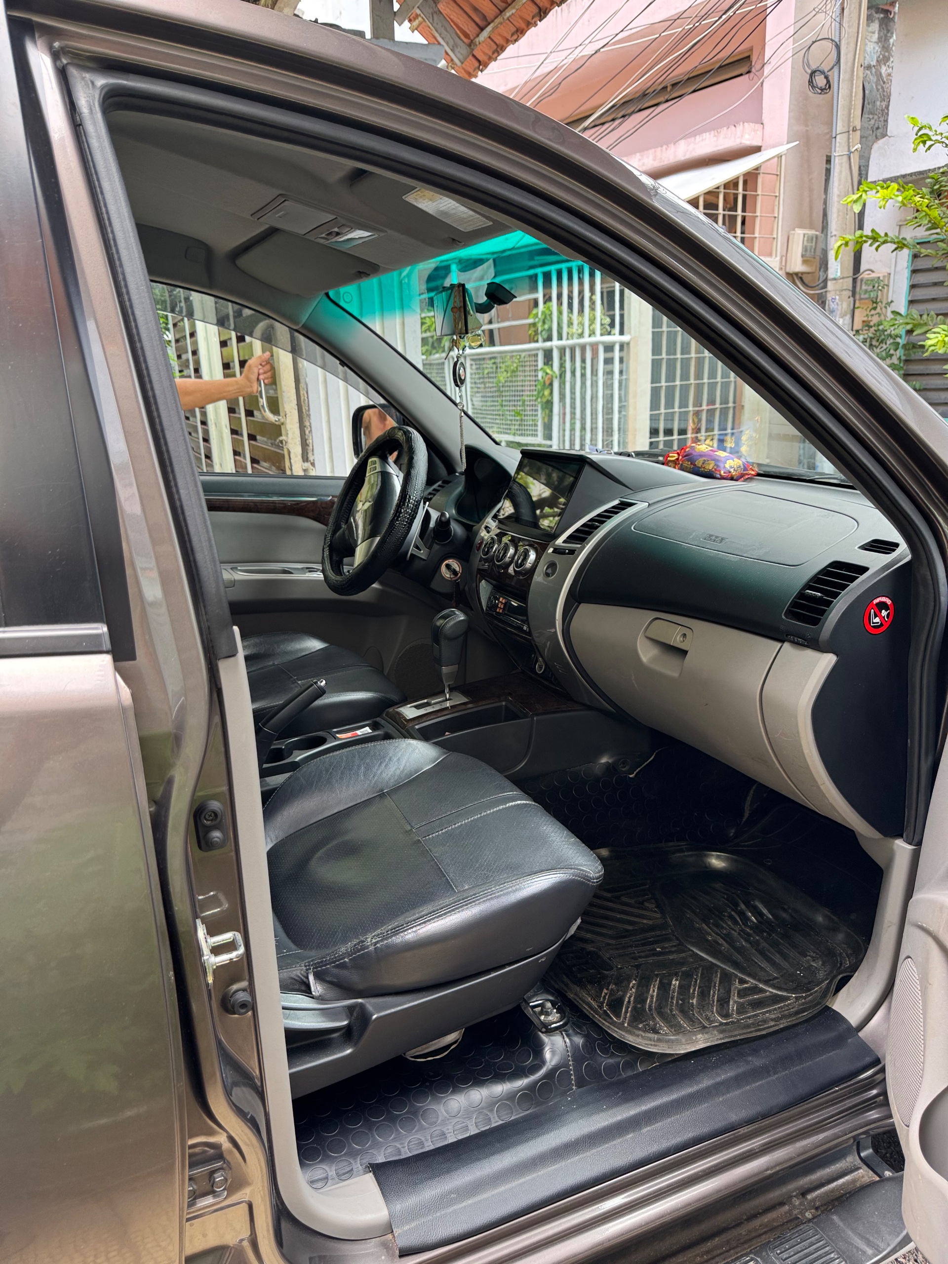Mitsubishi Pajero Sport D 4x2 AT 2013 - Ngoại thất 21