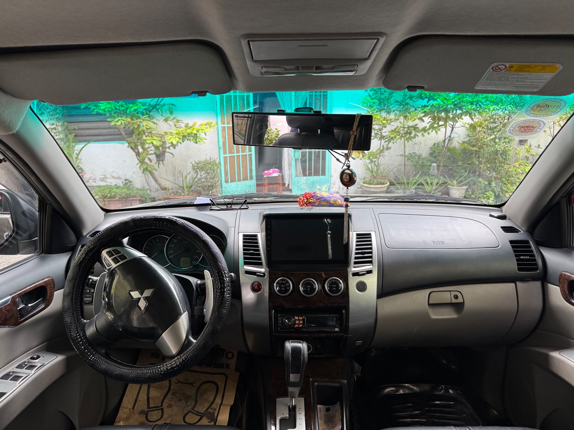 Mitsubishi Pajero Sport D 4x2 AT 2013 - Ngoại thất 12