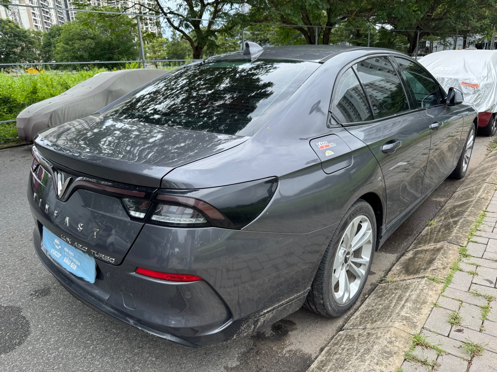 Ảnh xe VinFast Lux a 2.0 2.0 AT 2019 - ảnh 3