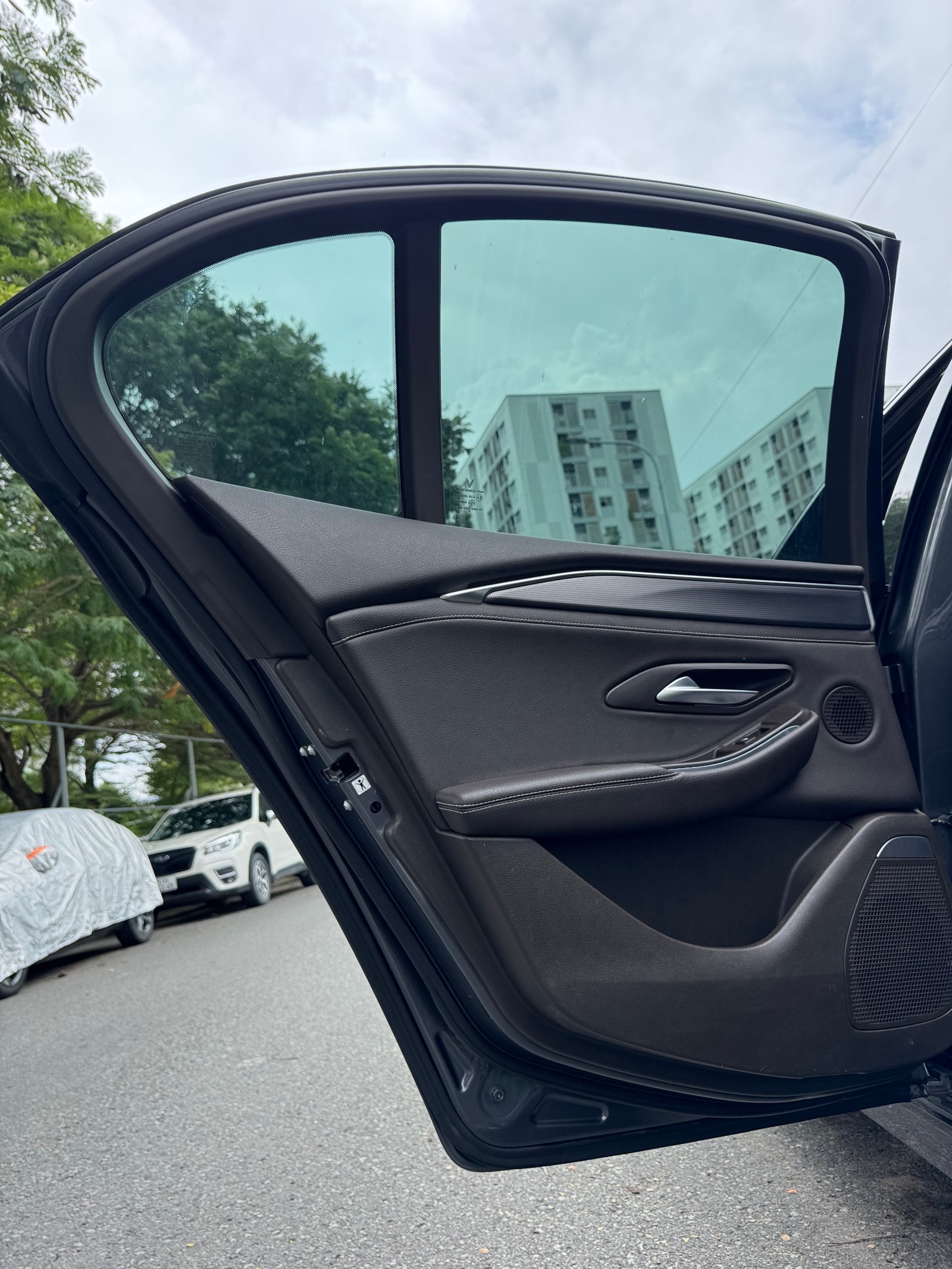 Ảnh xe VinFast Lux a 2.0 2.0 AT 2019 - ảnh 4