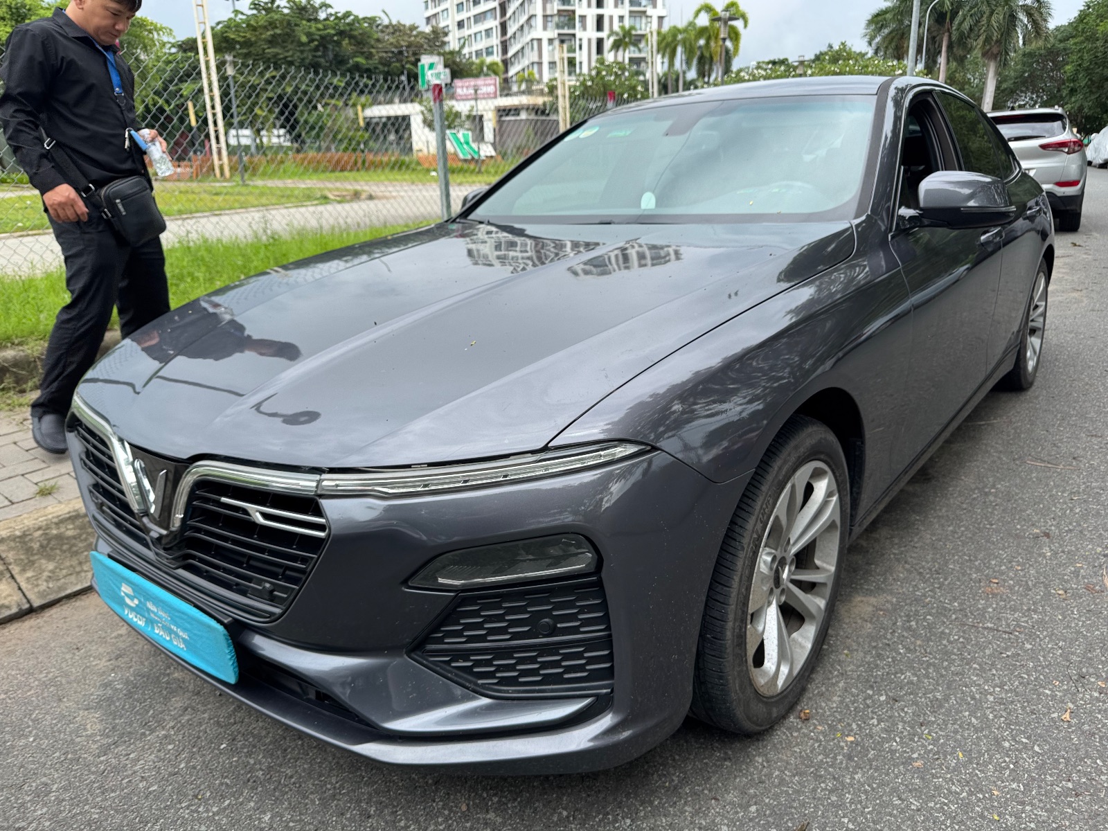 VinFast Lux a 2.0 2.0 AT 2019 - Ngoại thất 9