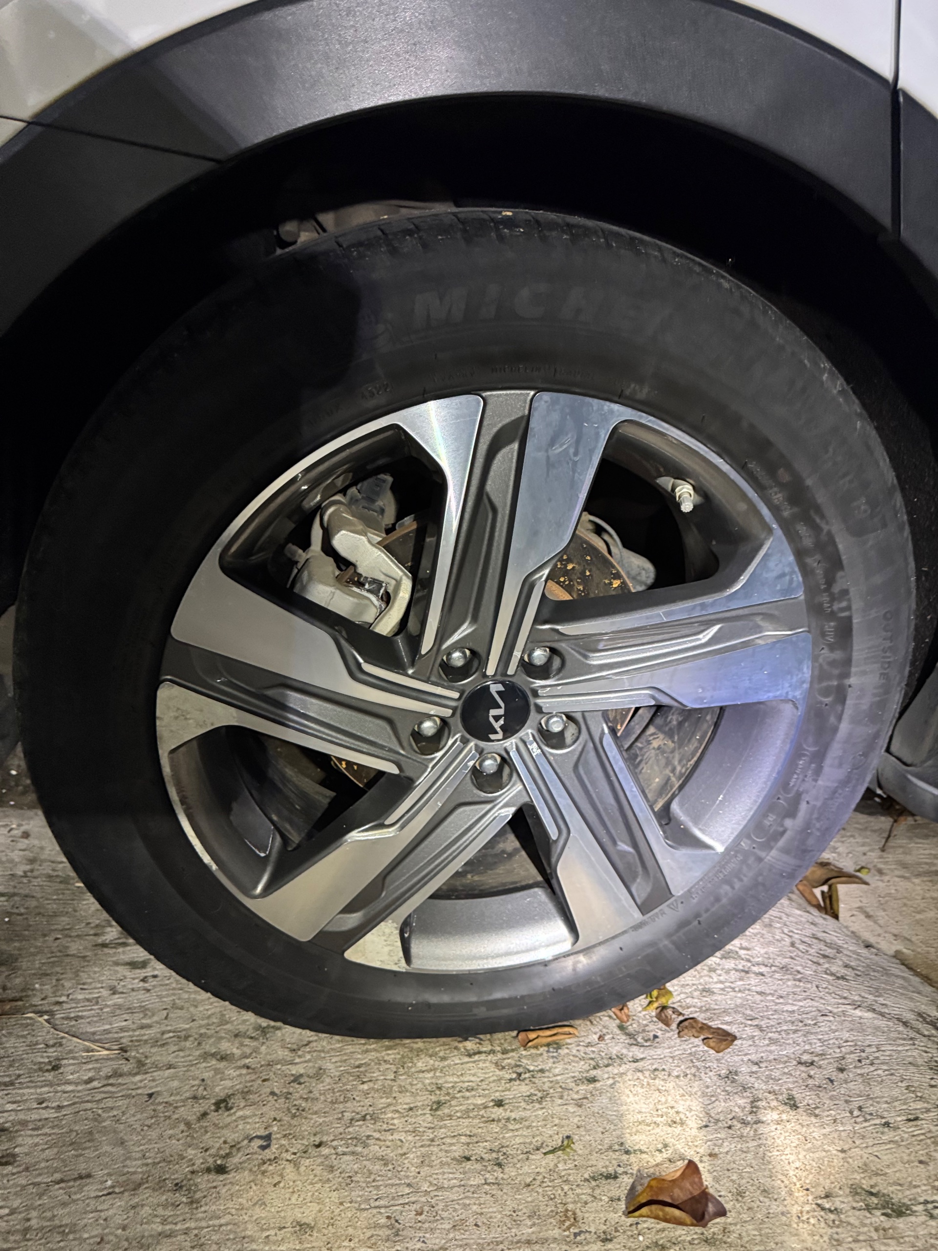 Kia Sorento Signature 2.5 AT AWD 2023 - Ngoại thất 17