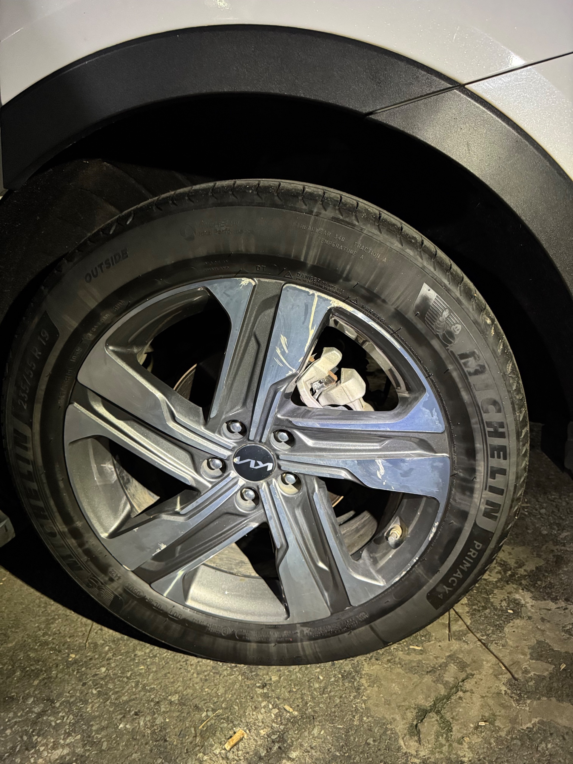 Kia Sorento Signature 2.5 AT AWD 2023 - Ngoại thất 9