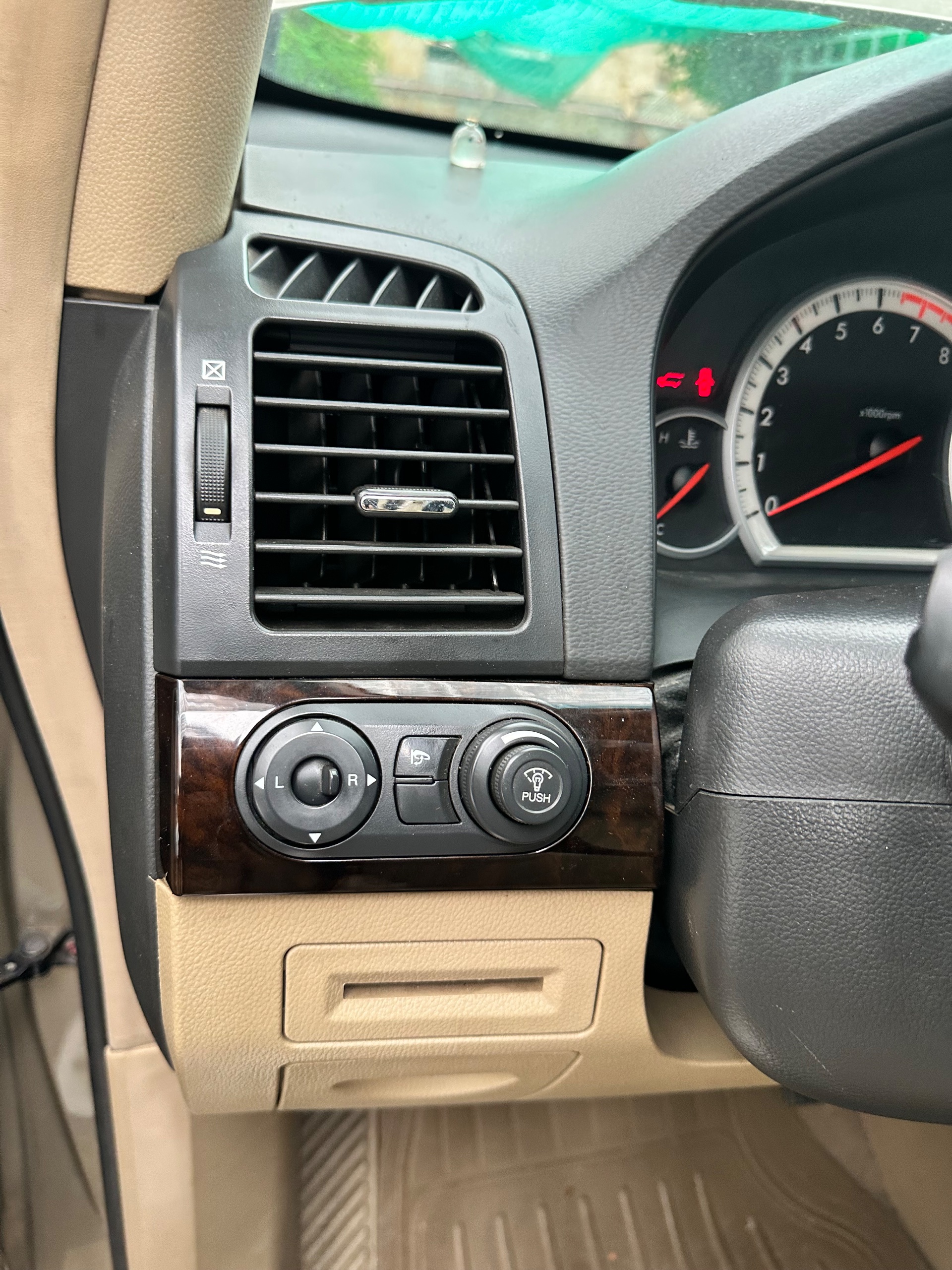 Chevrolet Captiva LTZ 2.4 AT 2008 - Ngoại thất 21