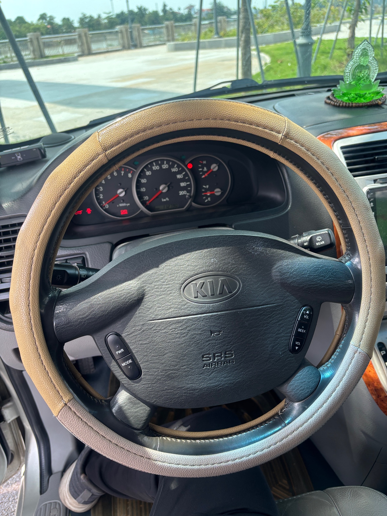 Kia Carnival Số tự động 2009 - Ngoại thất 20