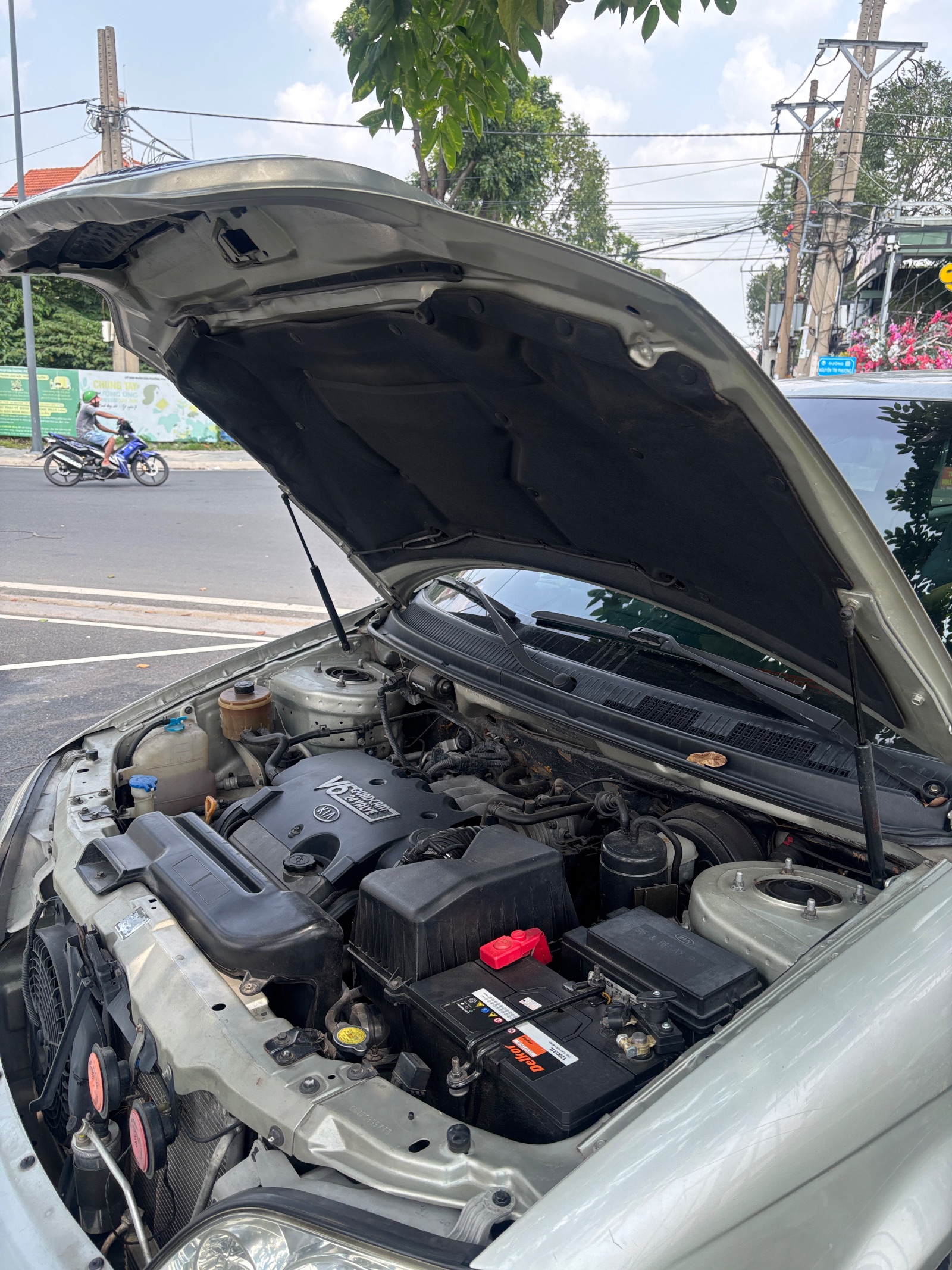 Kia Carnival Số tự động 2009 - Ngoại thất 26