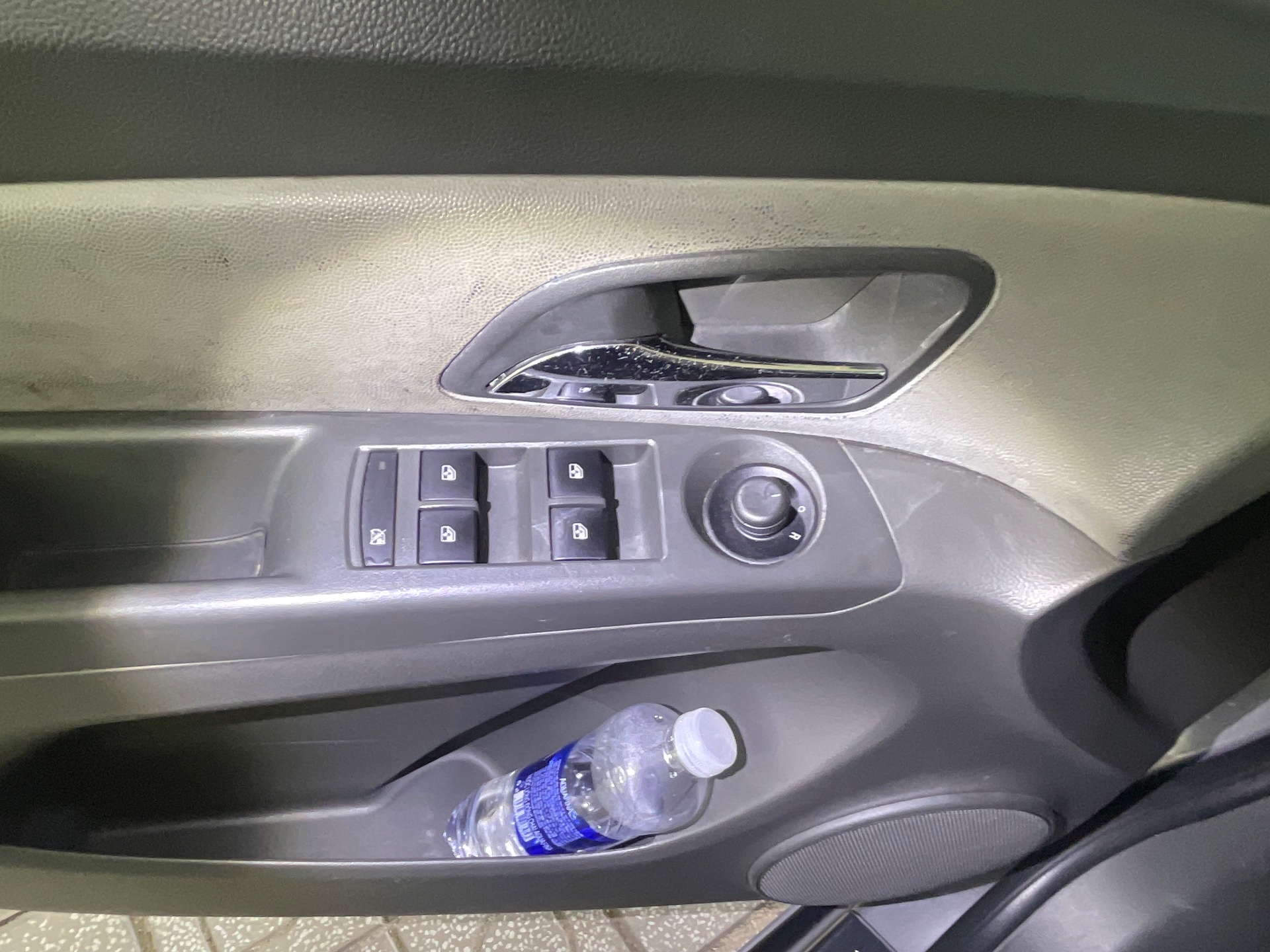 Chevrolet Cruze LS 1.6 MT 2011 - Ngoại thất 9