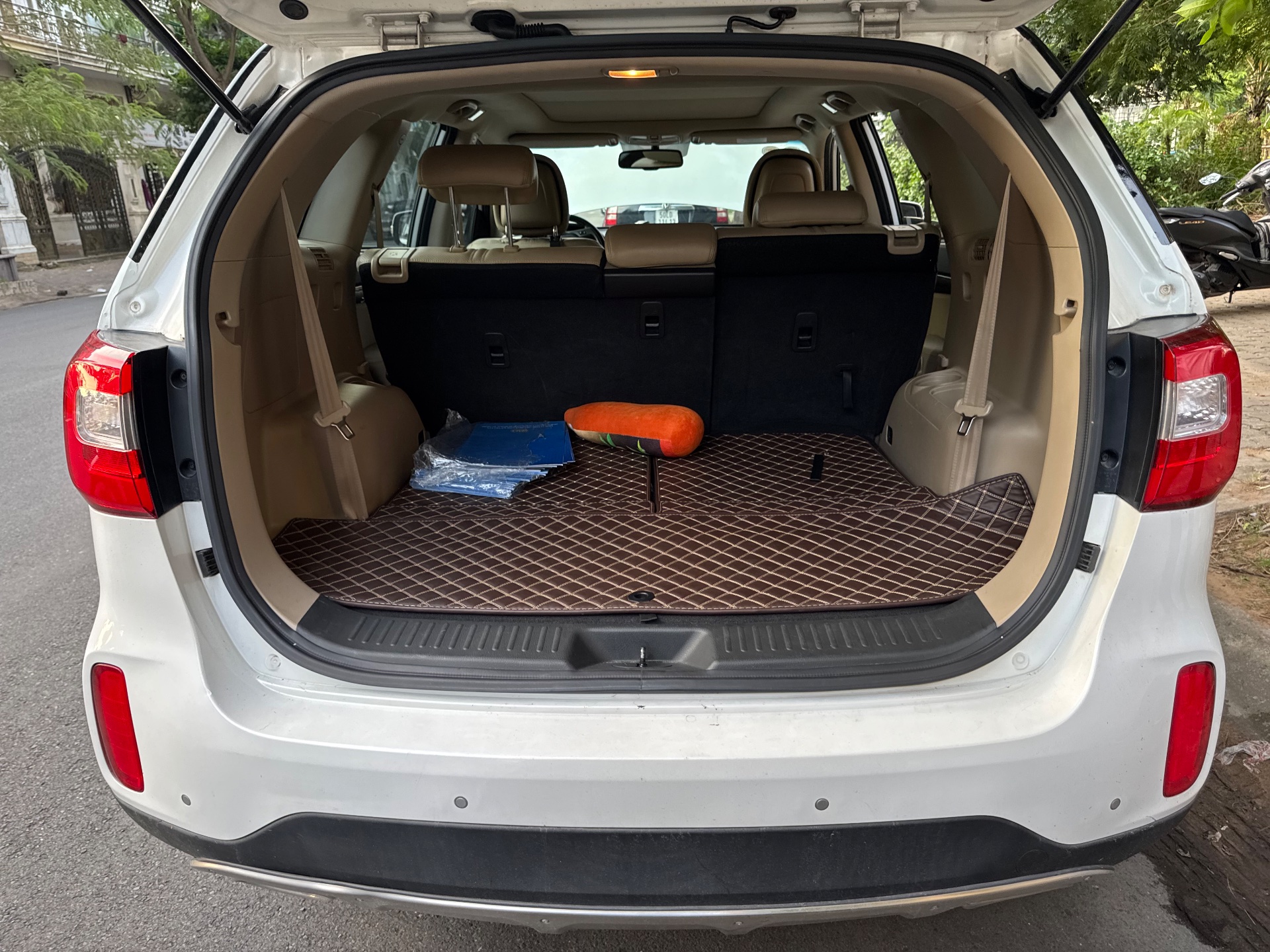 Kia Sorento 2.4 GAT Premium 2019 - Ngoại thất 23