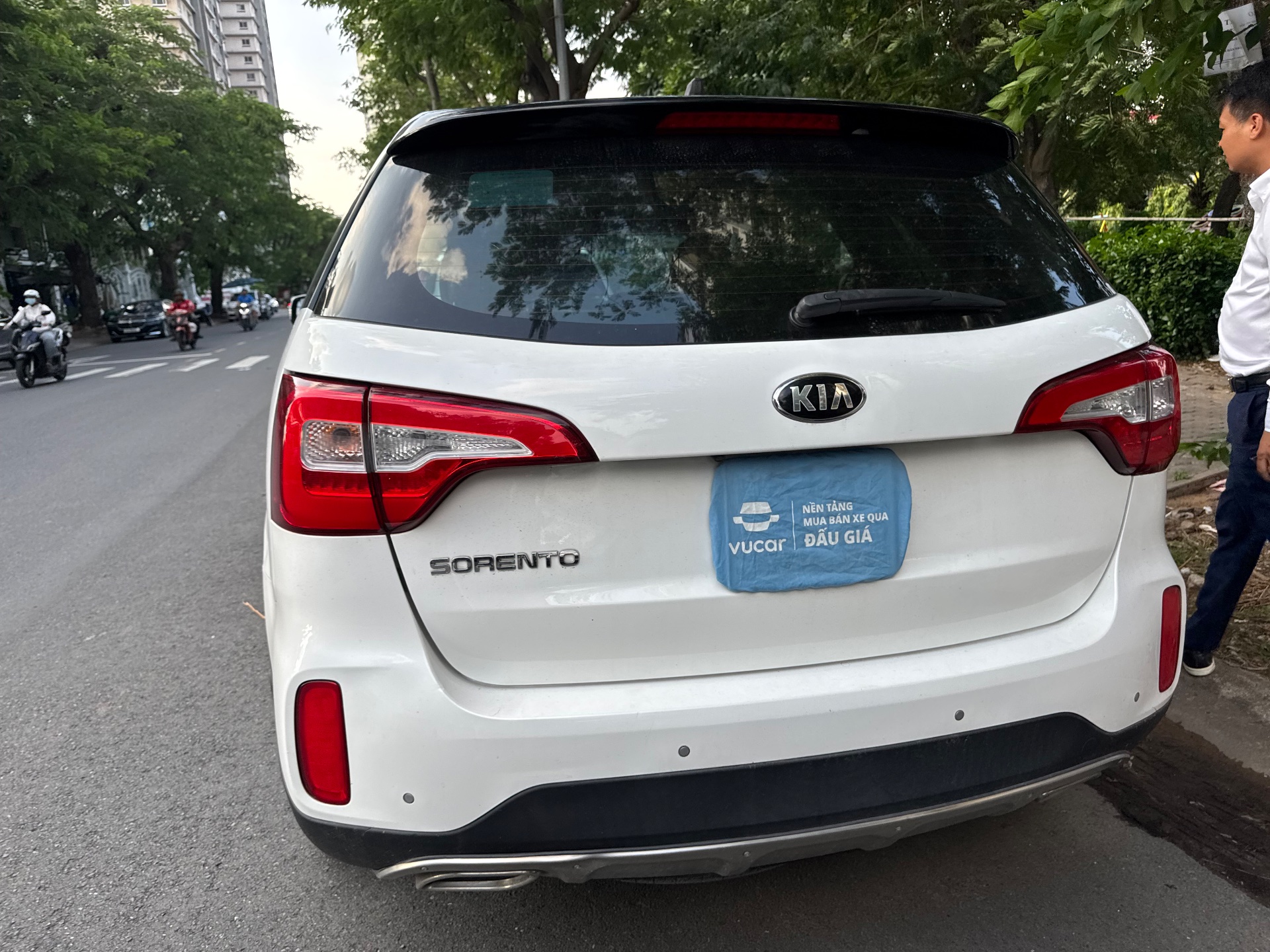 Kia Sorento 2.4 GAT Premium 2019 - Ngoại thất 12