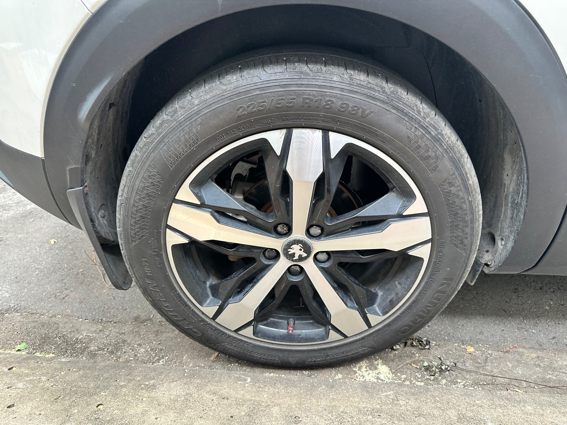 Peugeot 3008 1.6 AT 2018 - Ngoại thất 26