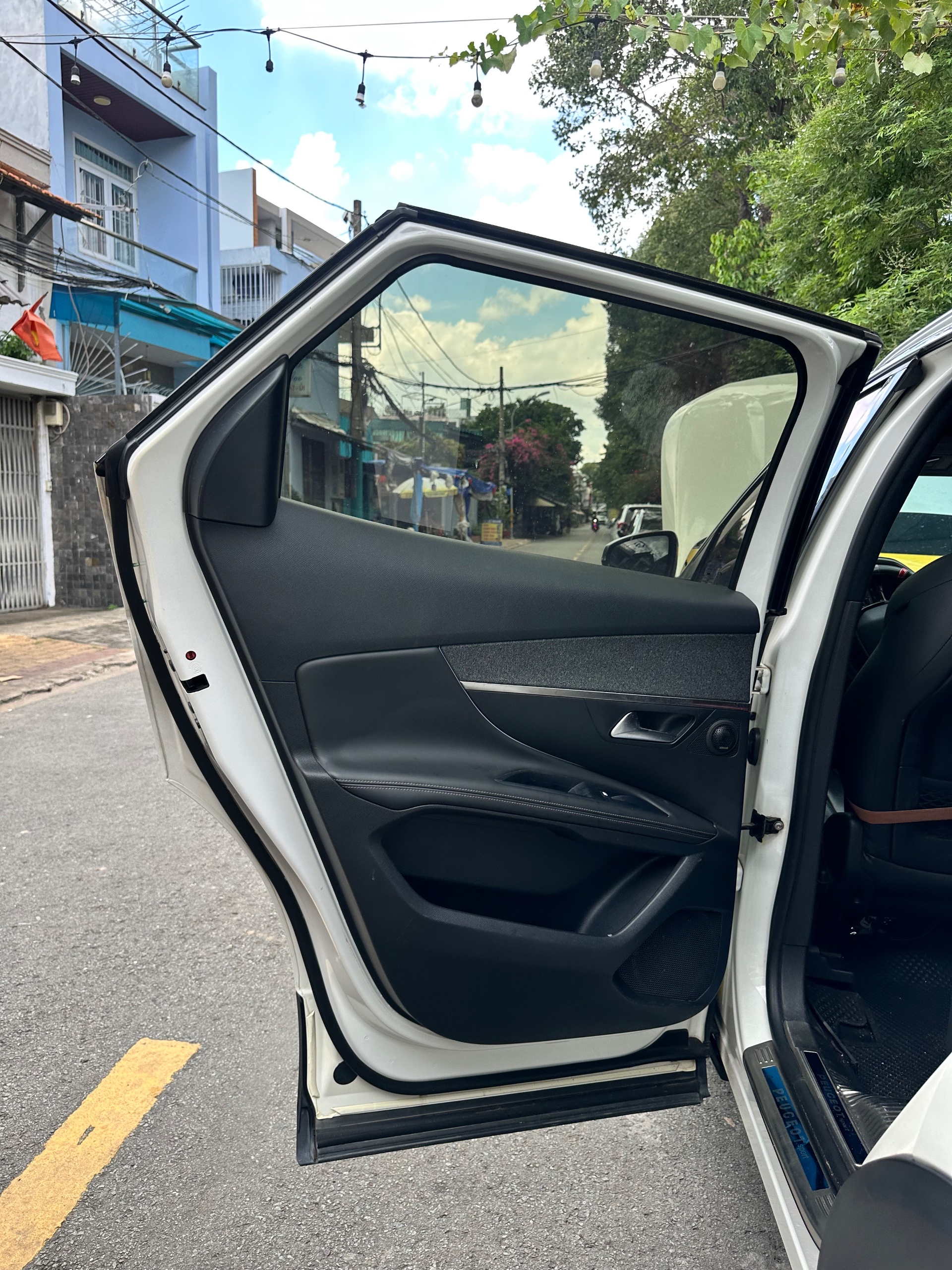 Peugeot 3008 1.6 AT 2018 - Ngoại thất 24
