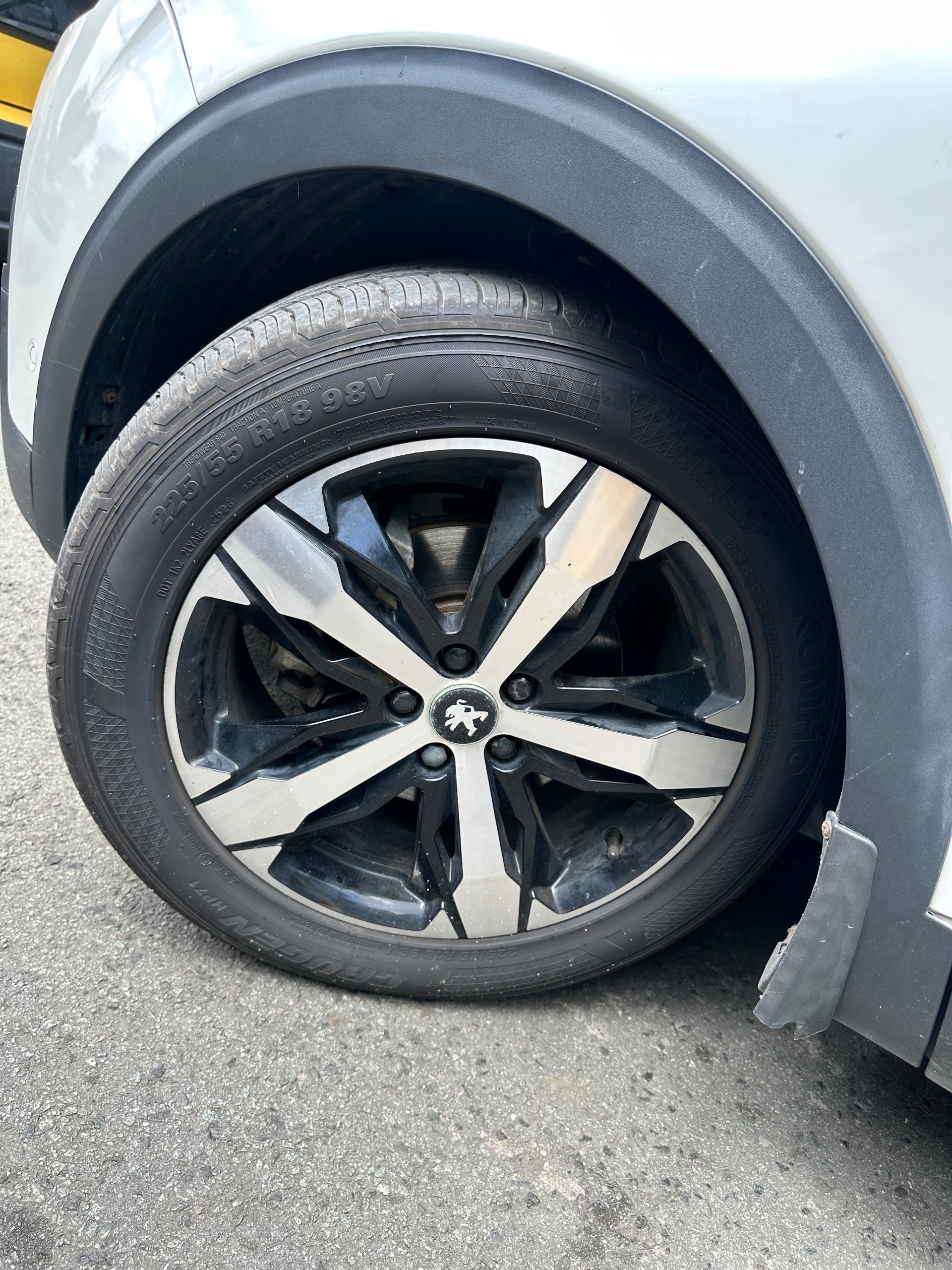 Peugeot 3008 1.6 AT 2018 - Ngoại thất 17