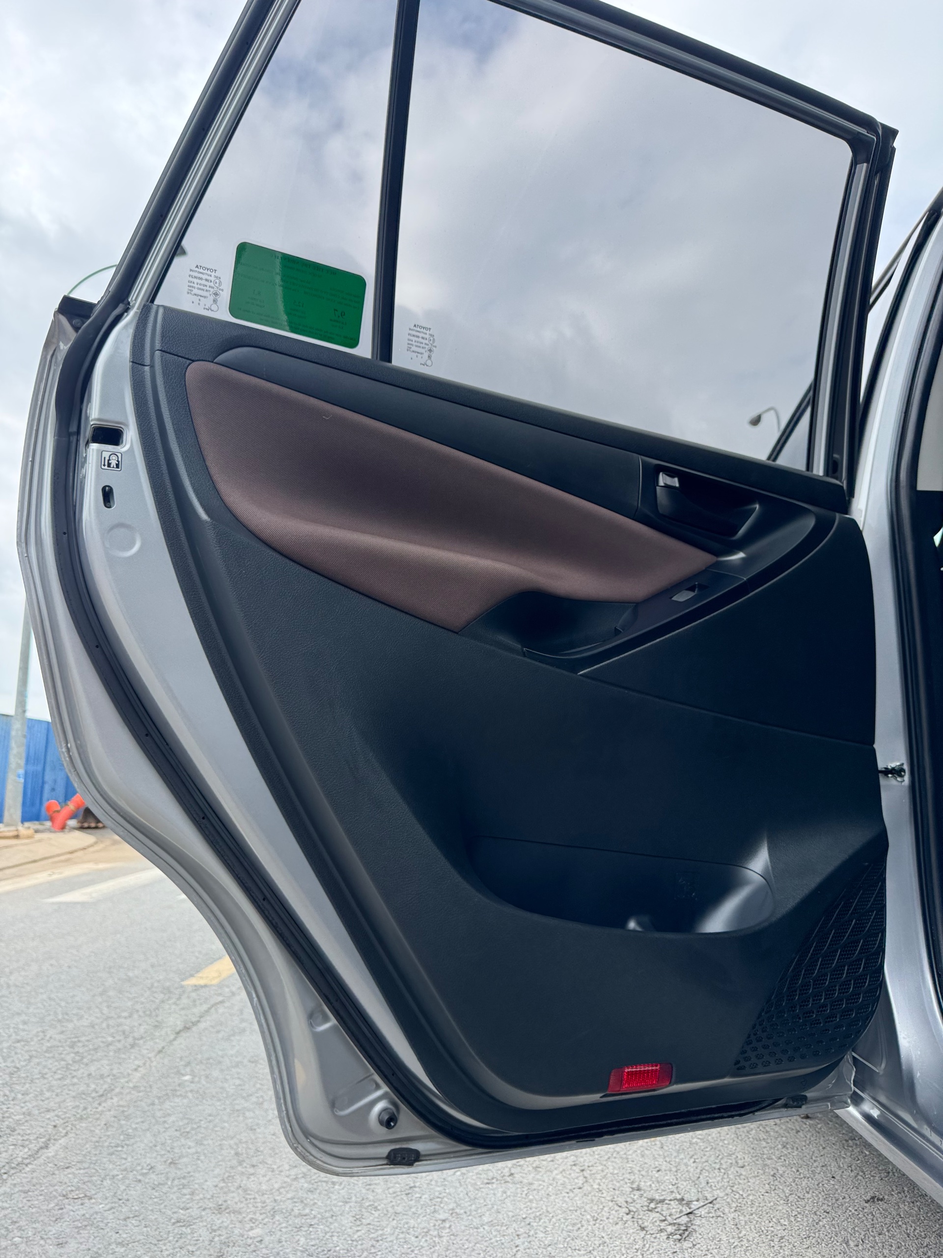 Toyota Innova E 2.0 MT 2023 - Ngoại thất 16