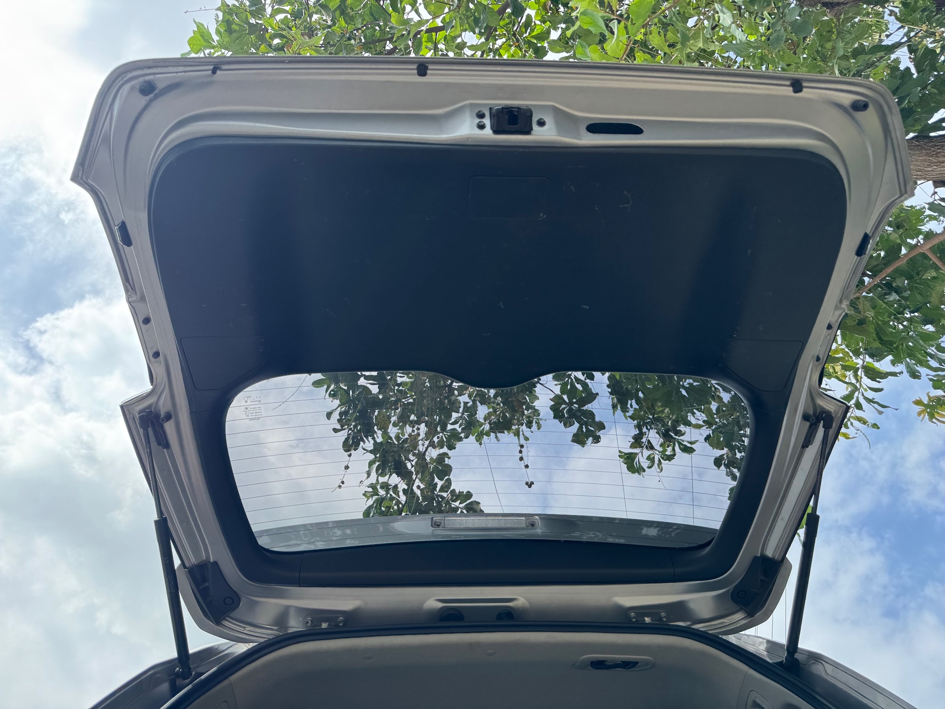 Toyota Innova E 2.0 MT 2023 - Ngoại thất 24
