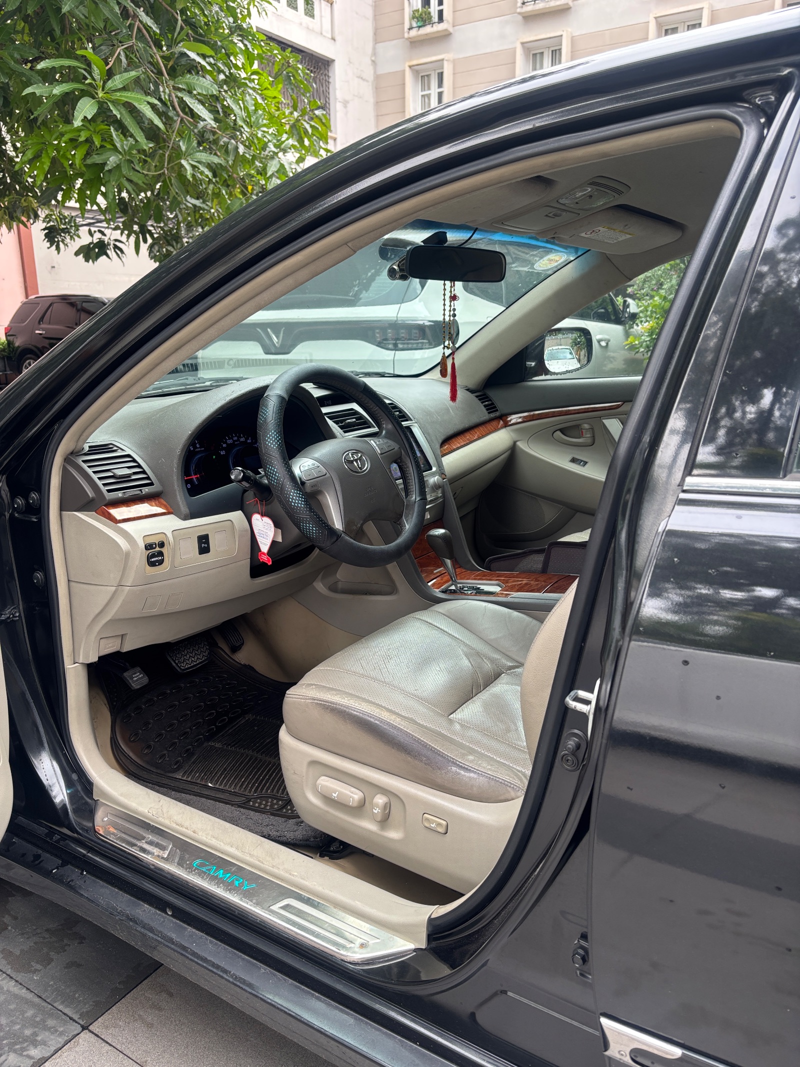Toyota Camry 2.4G 2011 - Ngoại thất 19