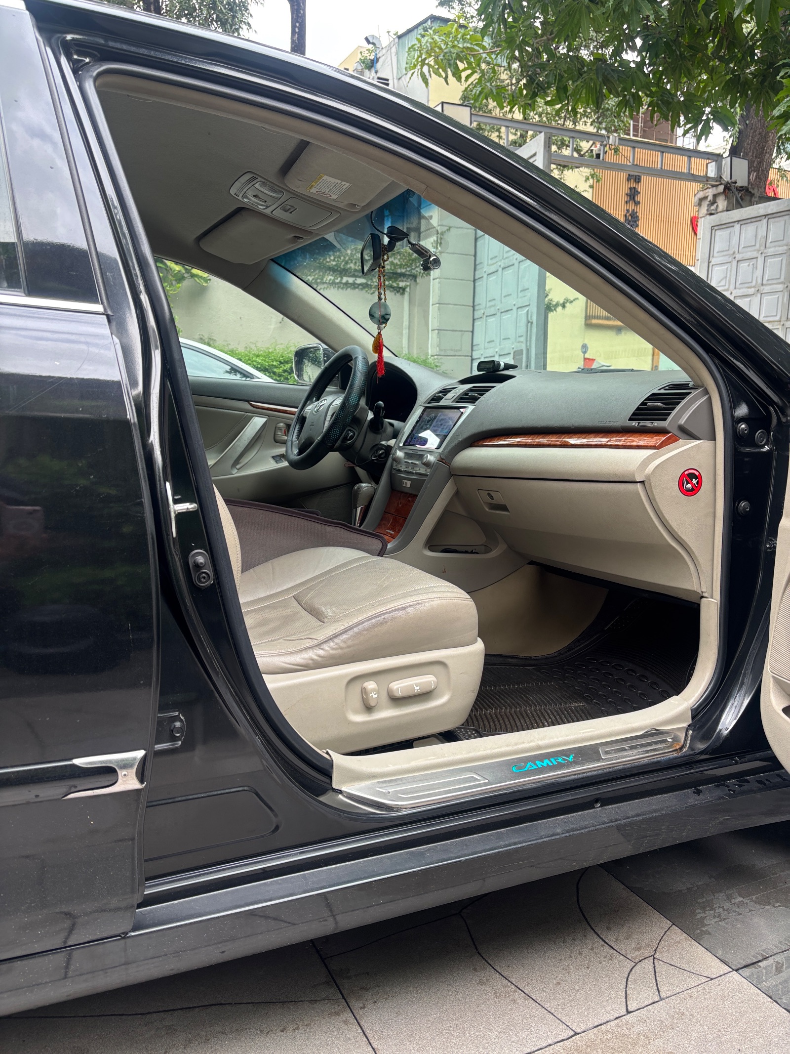 Toyota Camry 2.4G 2011 - Ngoại thất 5