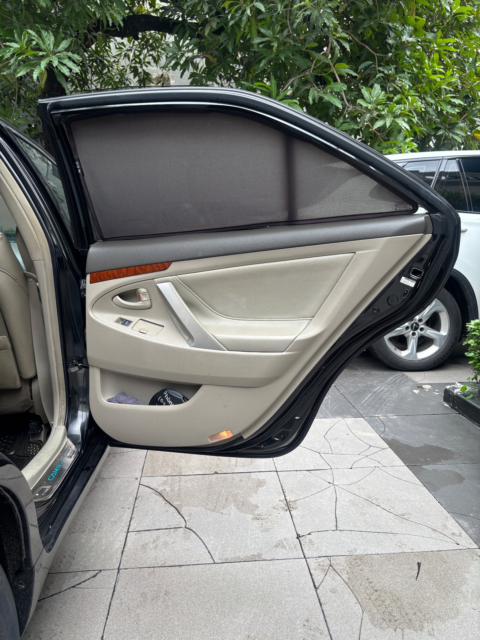 Toyota Camry 2.4G 2011 - Ngoại thất 12