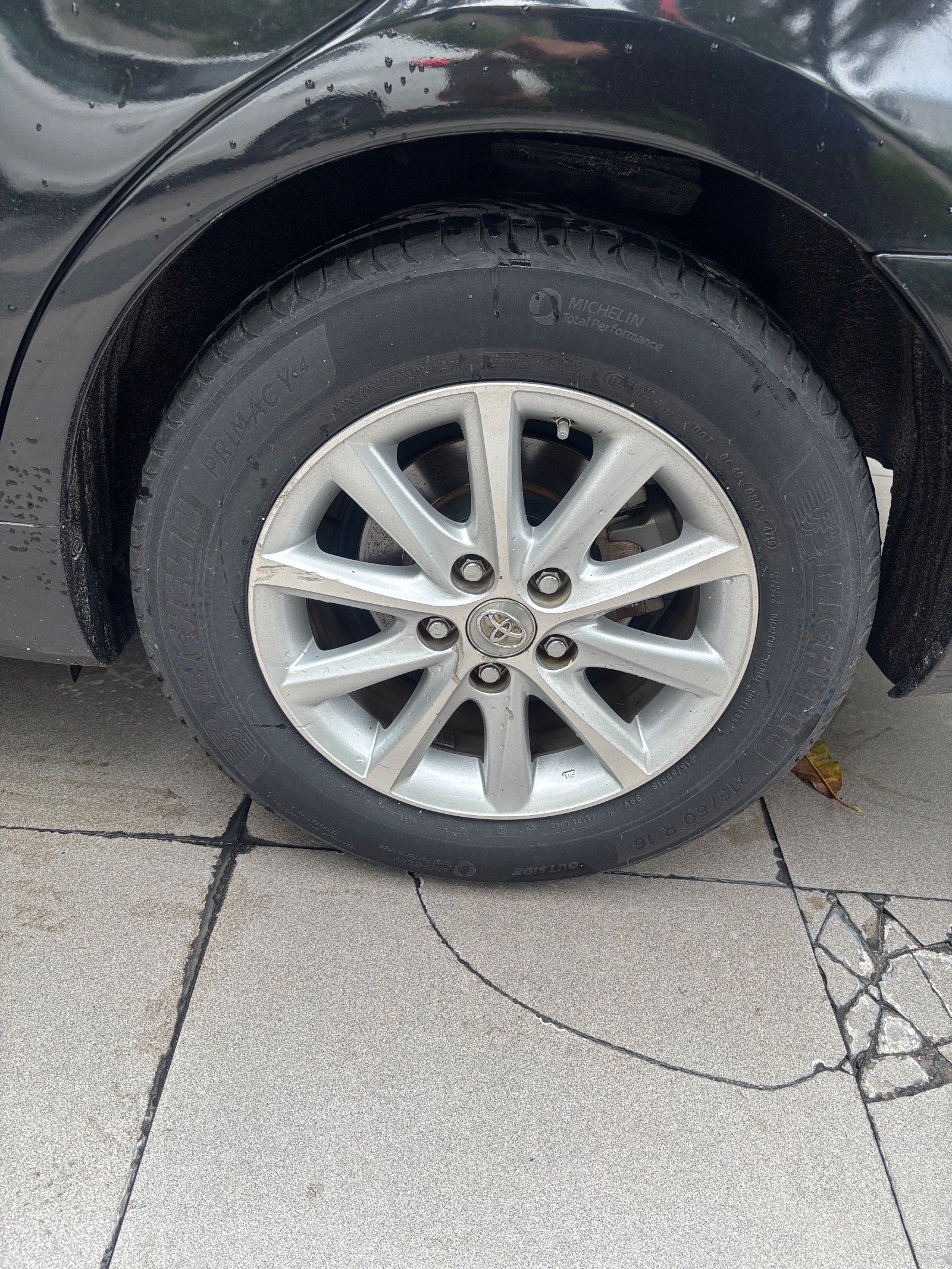 Toyota Camry 2.4G 2011 - Ngoại thất 14