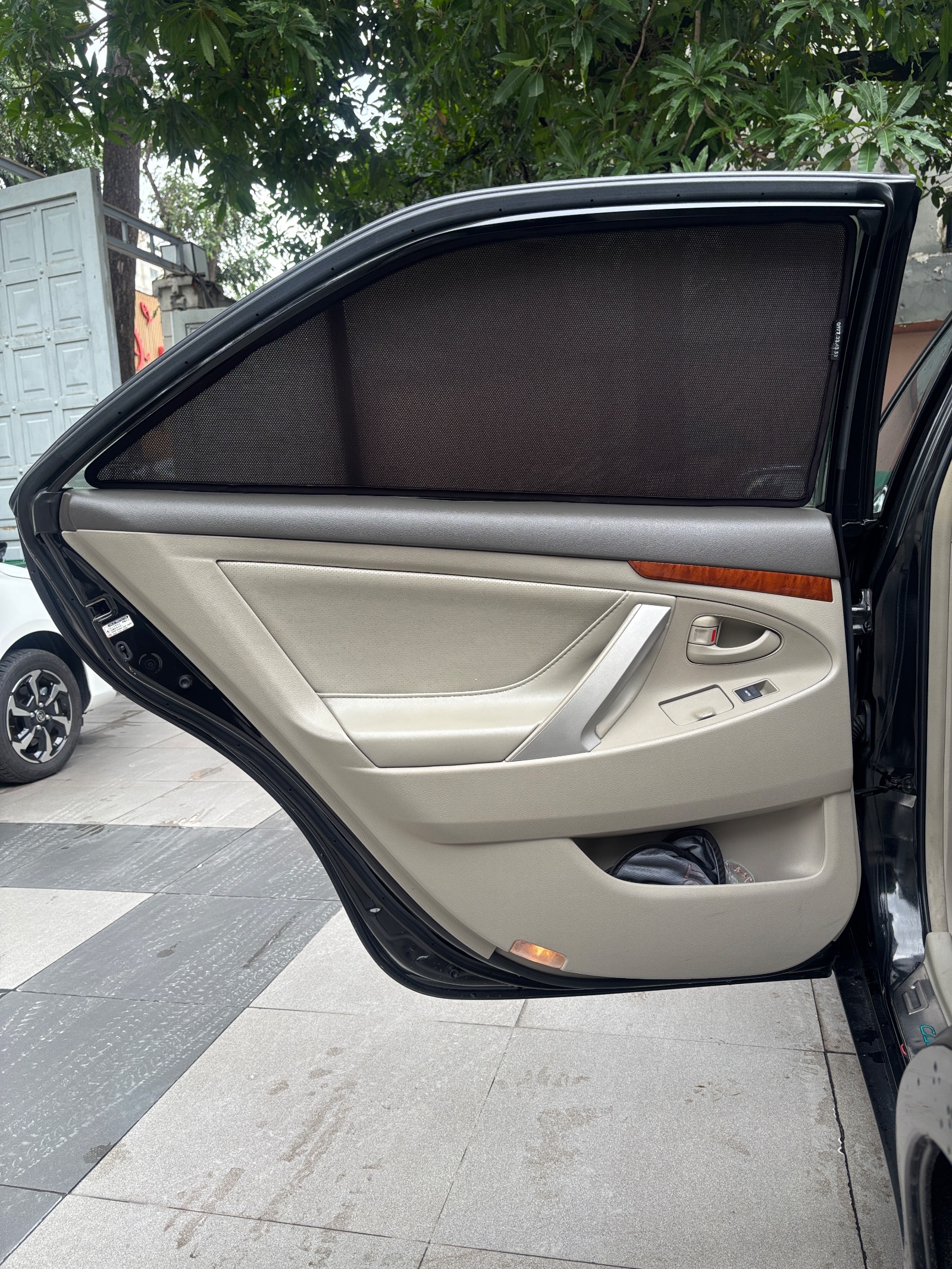 Toyota Camry 2.4G 2011 - Ngoại thất 22