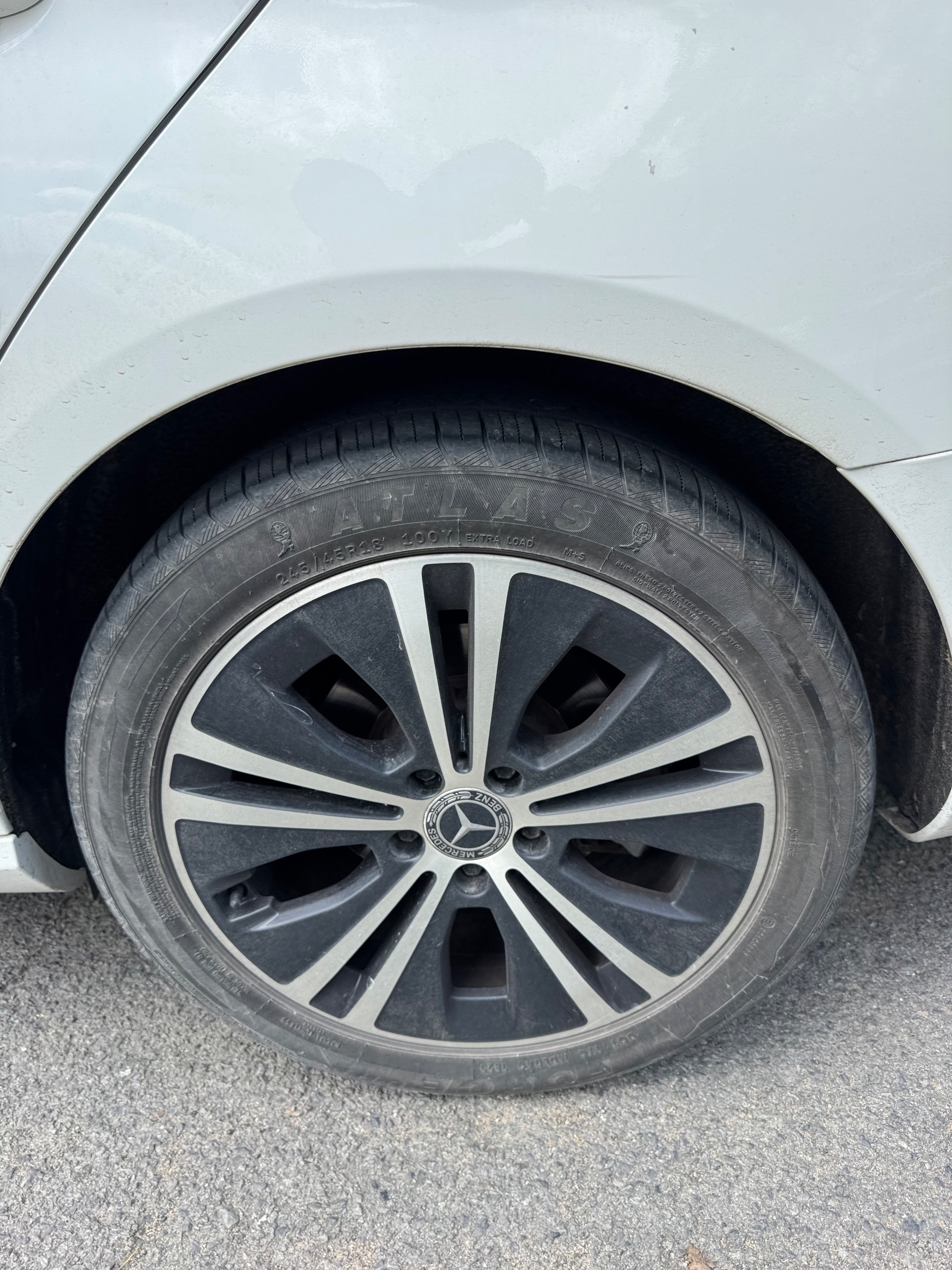 Mercedes-Benz E-Class E 180 2021  - Ngoại thất 9