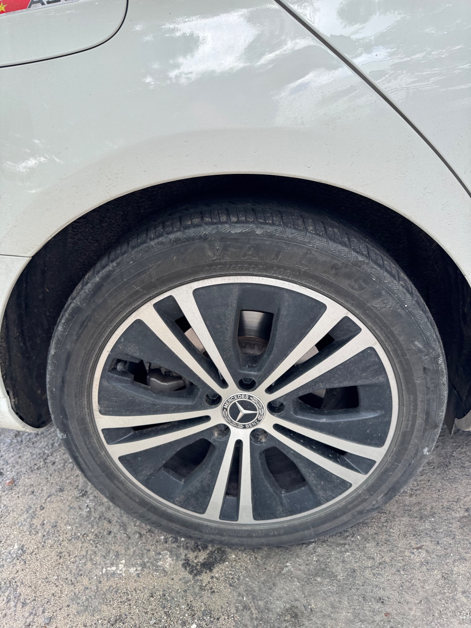 Mercedes-Benz E-Class E 180 2021  - Ngoại thất 13