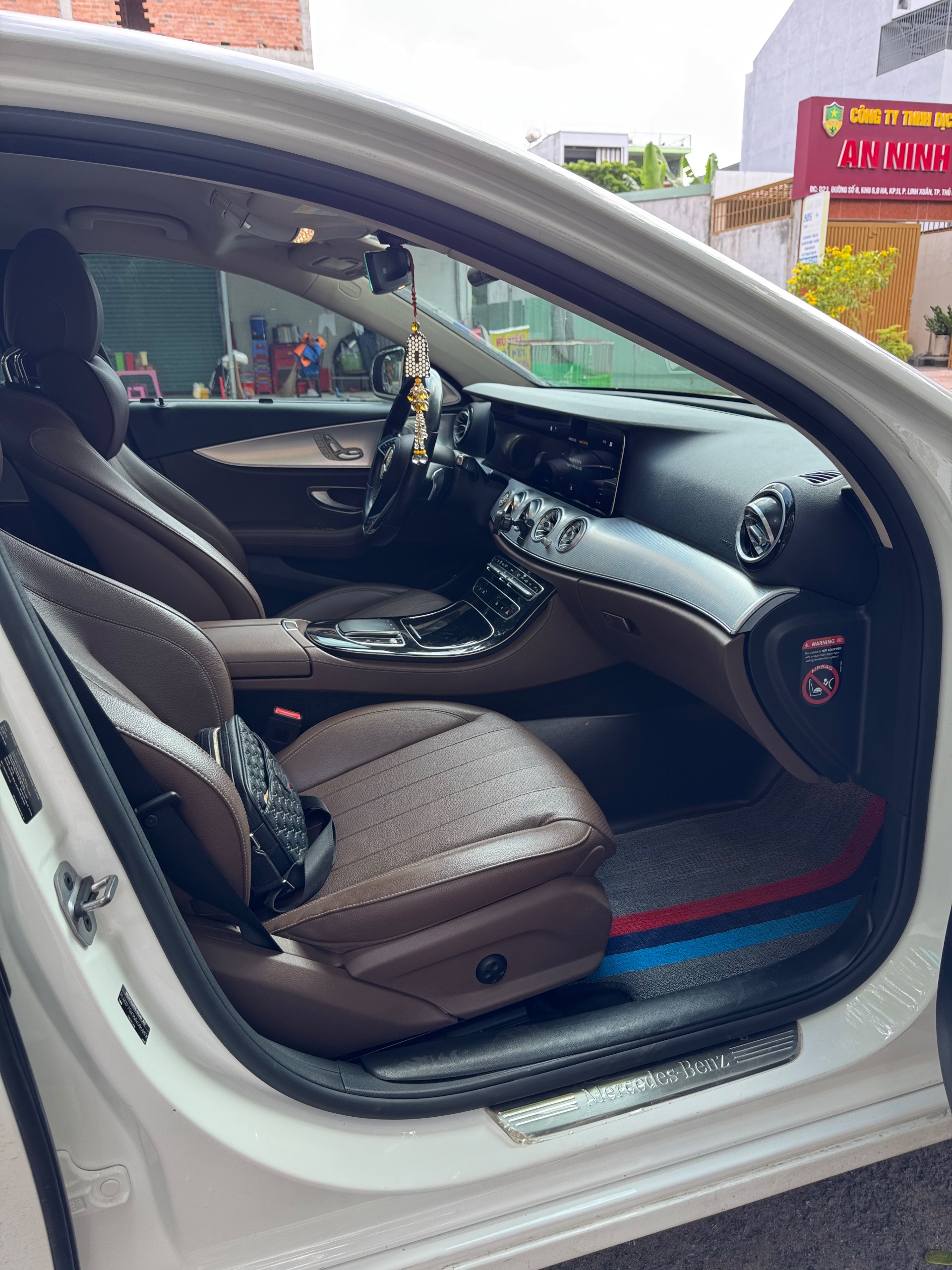 Mercedes-Benz E-Class E 180 2021  - Ngoại thất 6