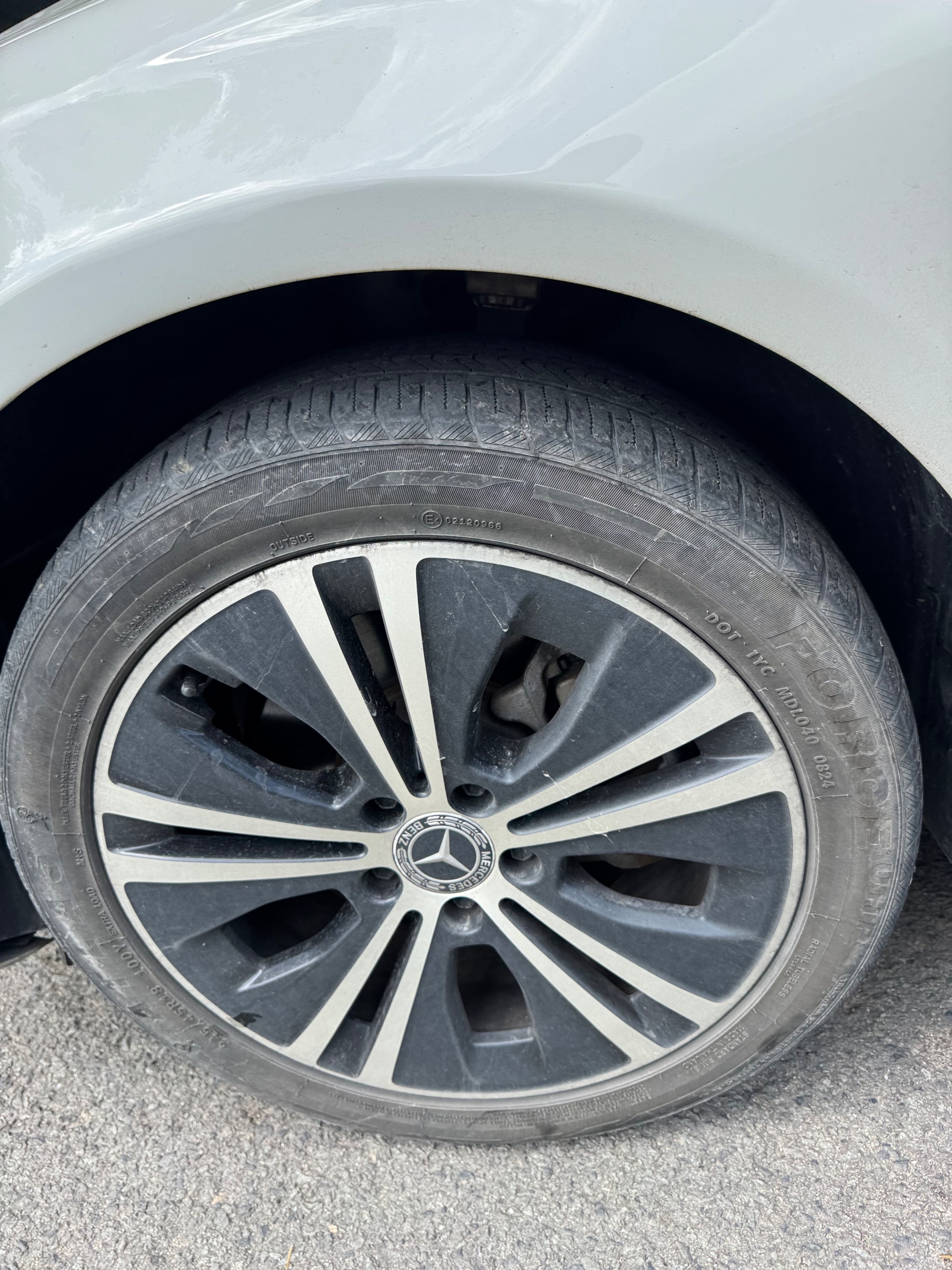 Mercedes-Benz E-Class E 180 2021  - Ngoại thất 16