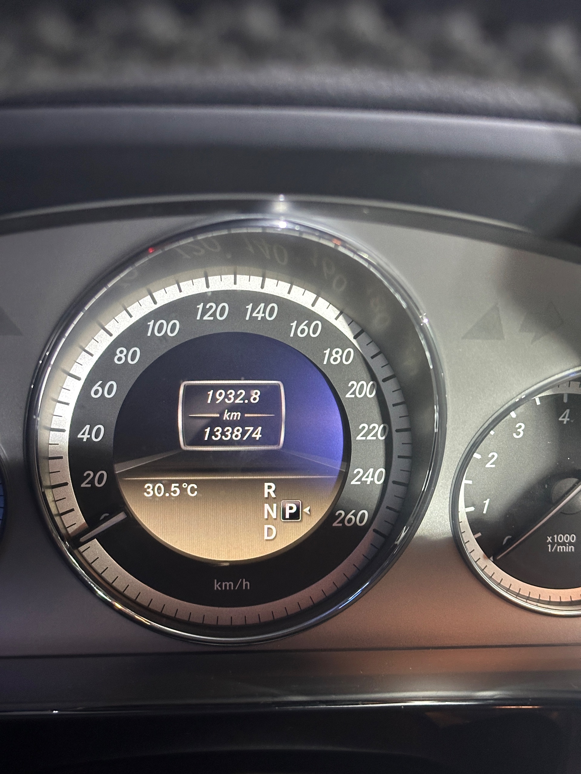 Mercedes E class E250 2012 - Ngoại thất 9