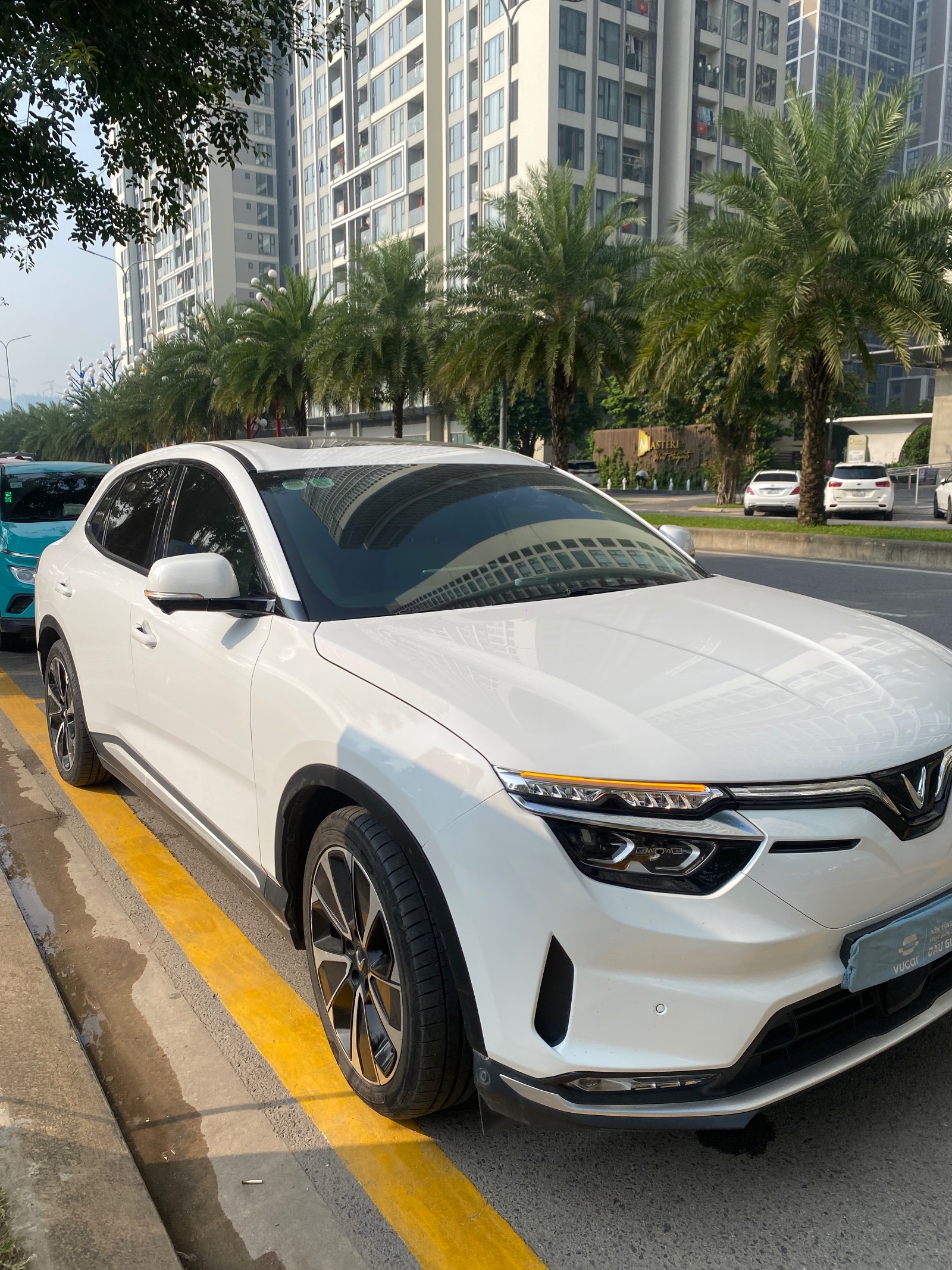 Ảnh xe VinFast VF8 Plus AWD 2022 - ảnh 3