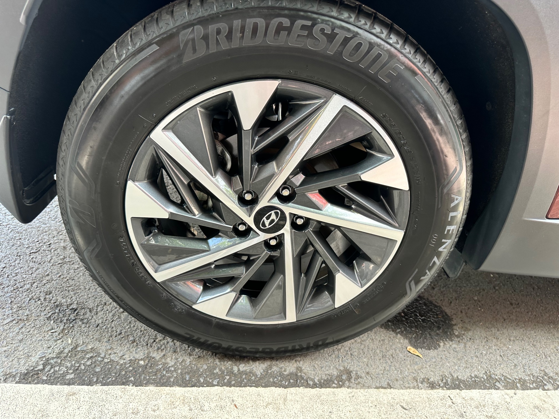 Hyundai Tucson 2.0 AT Đặc biệt 2023 - Ngoại thất 27