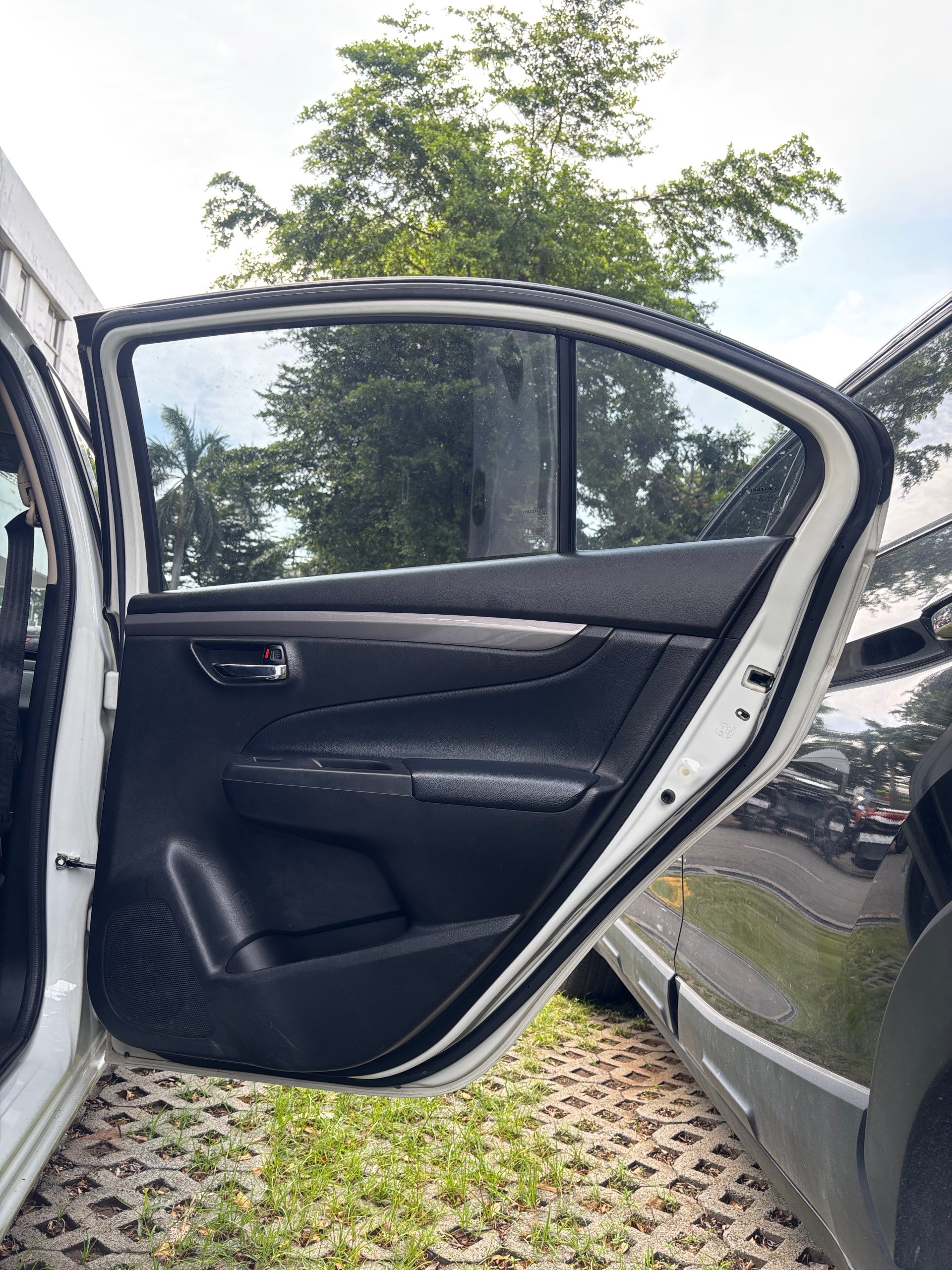 Suzuki Ciaz Số tự động 2021 - Ngoại thất 24