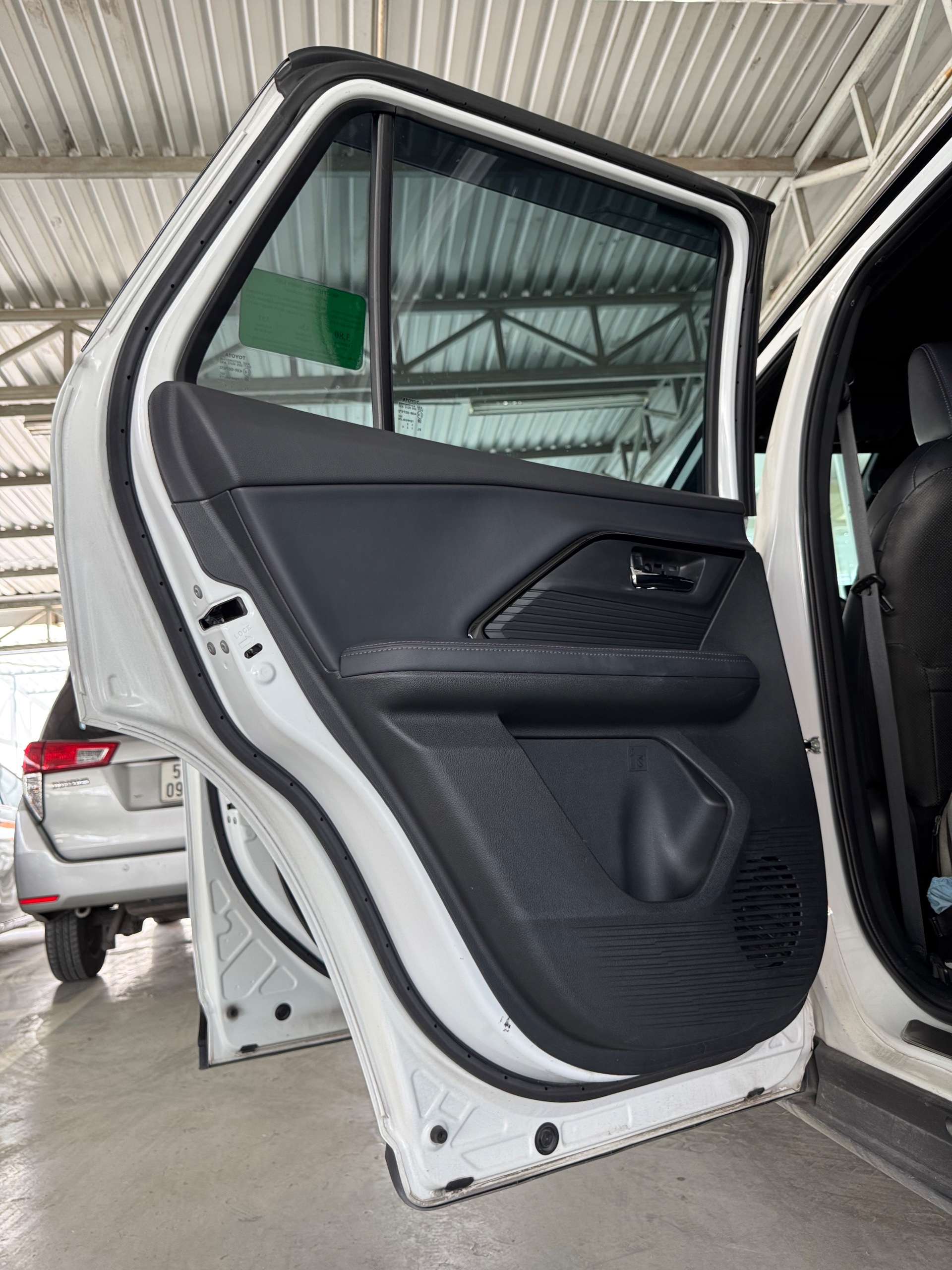 Toyota Yaris cross HEV 1.5 CVT 2023 - Ngoại thất 5