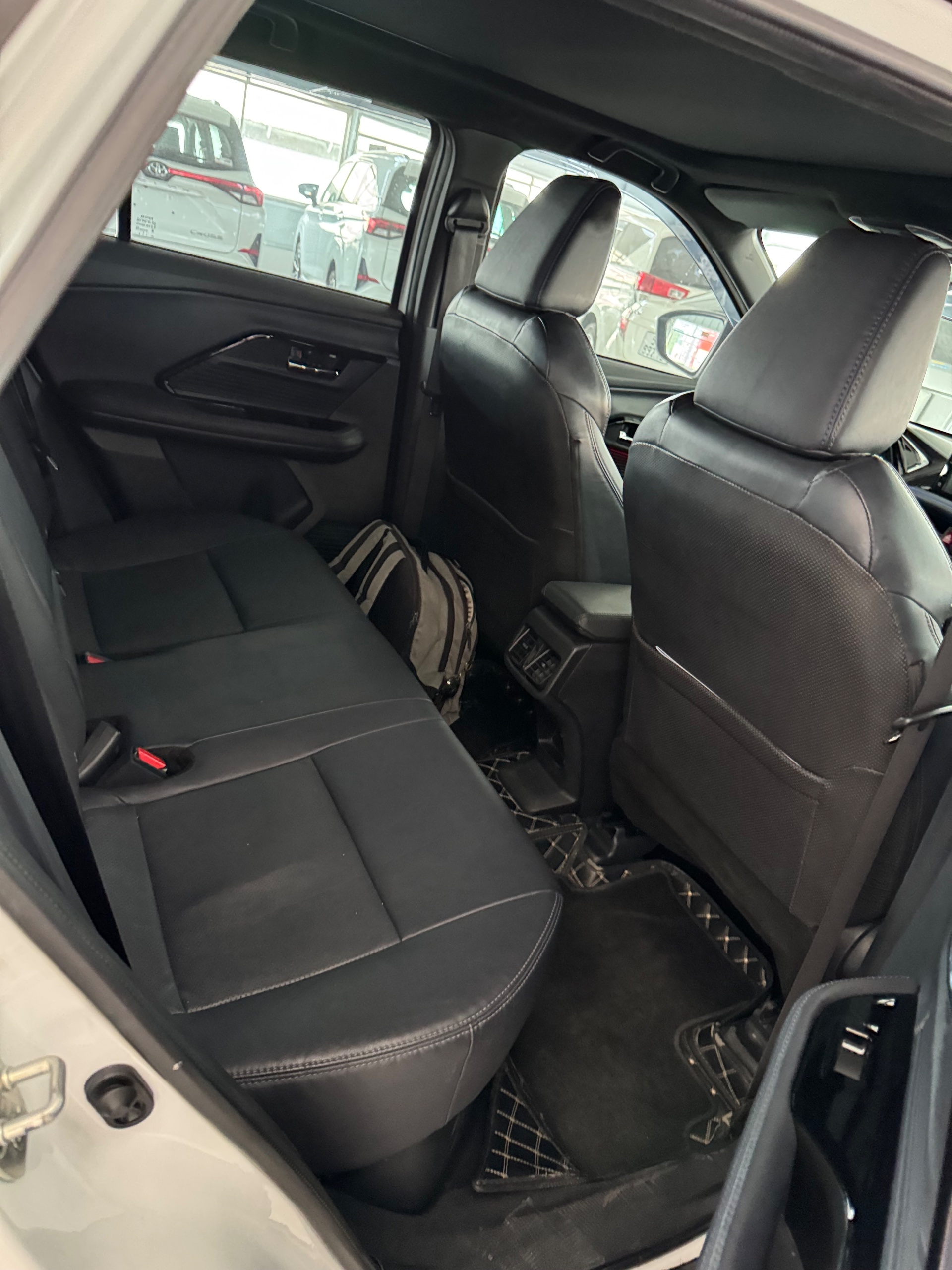 Toyota Yaris cross HEV 1.5 CVT 2023 - Ngoại thất 19